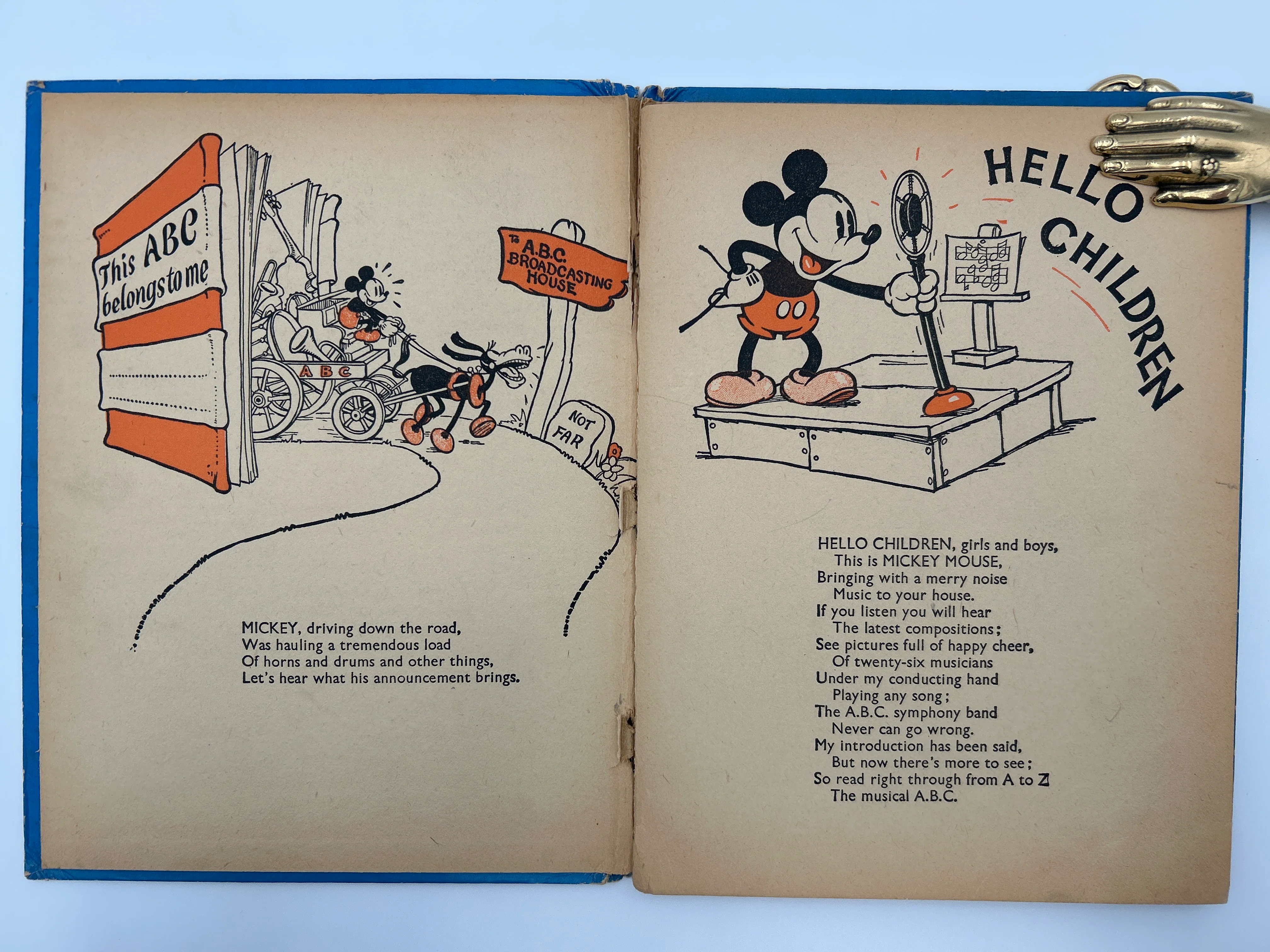 A Mickey Mouse ABC Story - Image 3