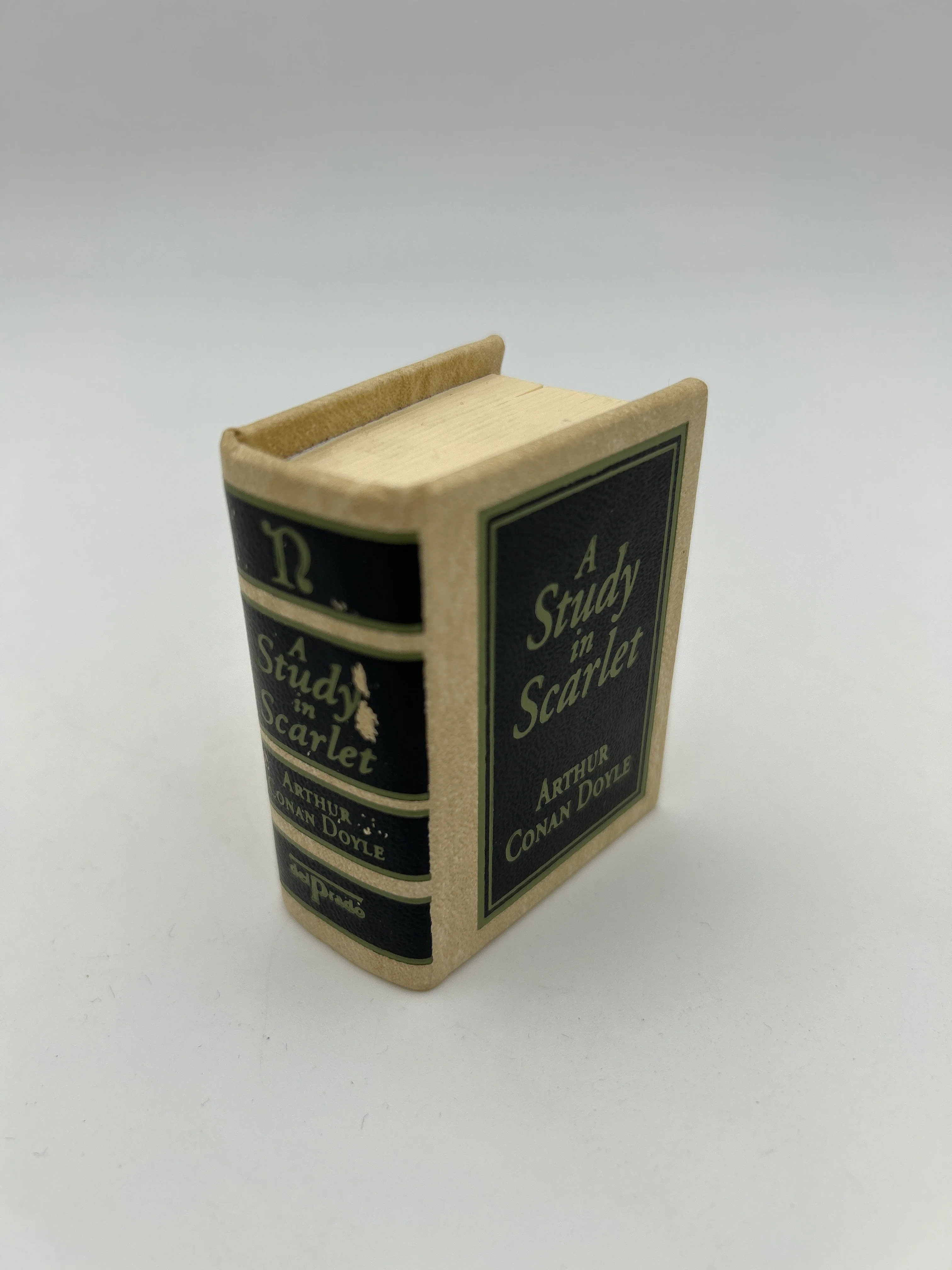 A Study in Scarlet in Miniature