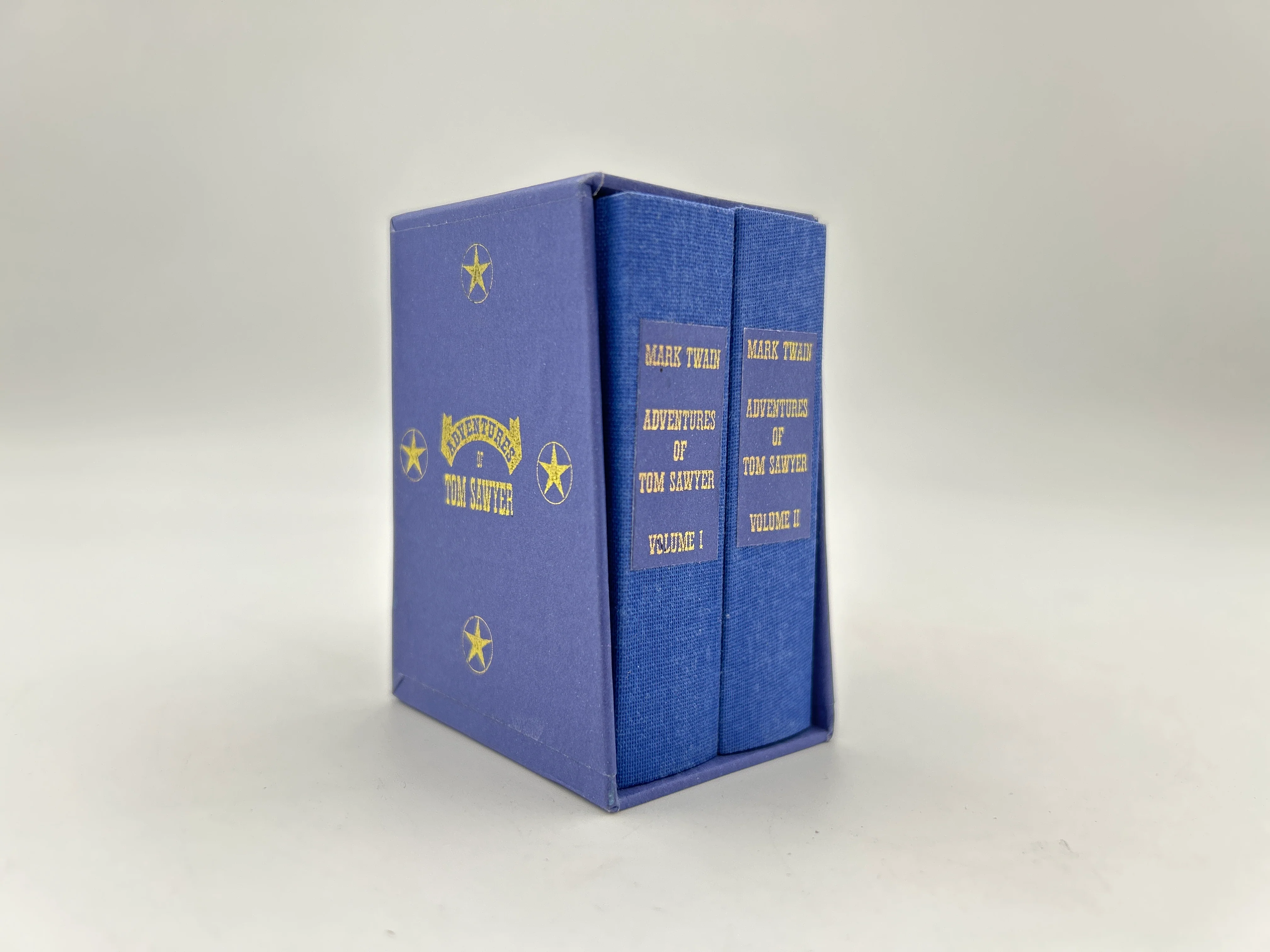 Adventures of Tom Sawyer (2 vol. miniature)