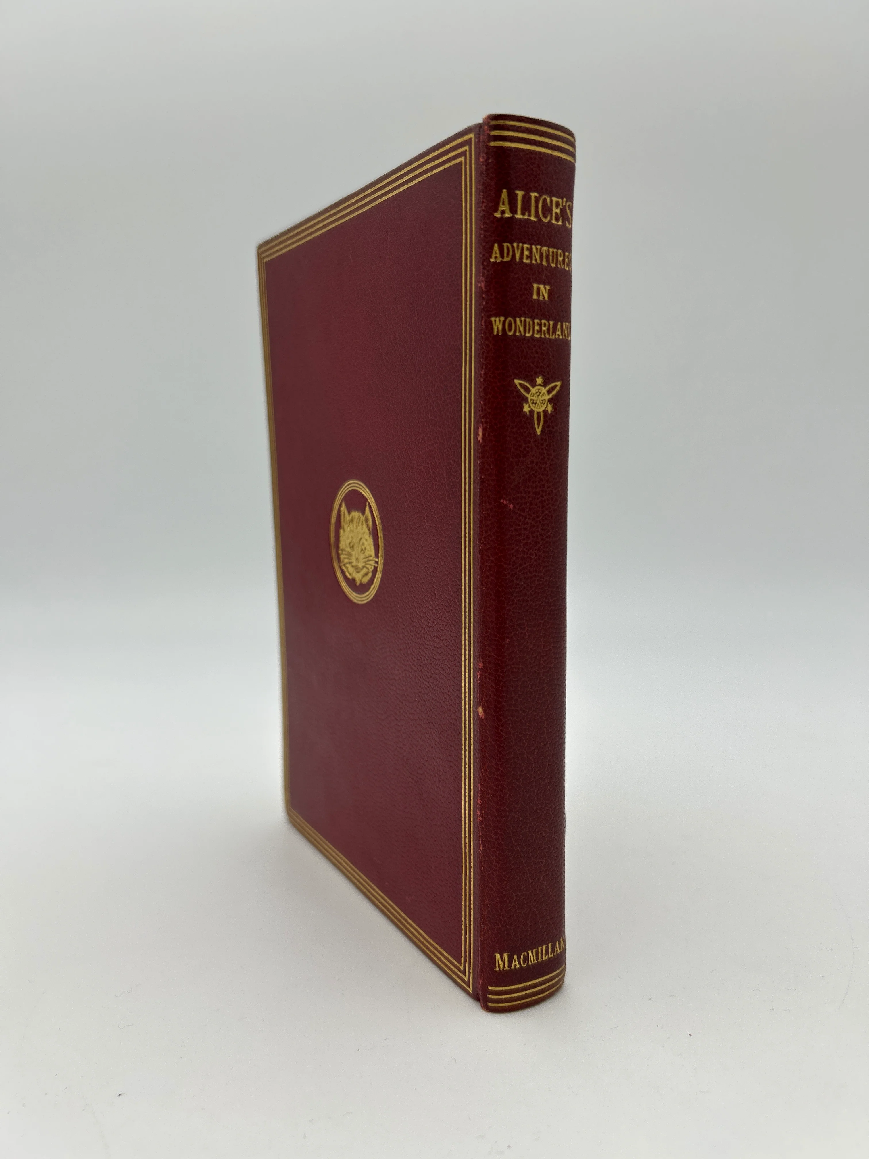 Alice’s Adventures in Wonderland 2nd Edition - Image 2