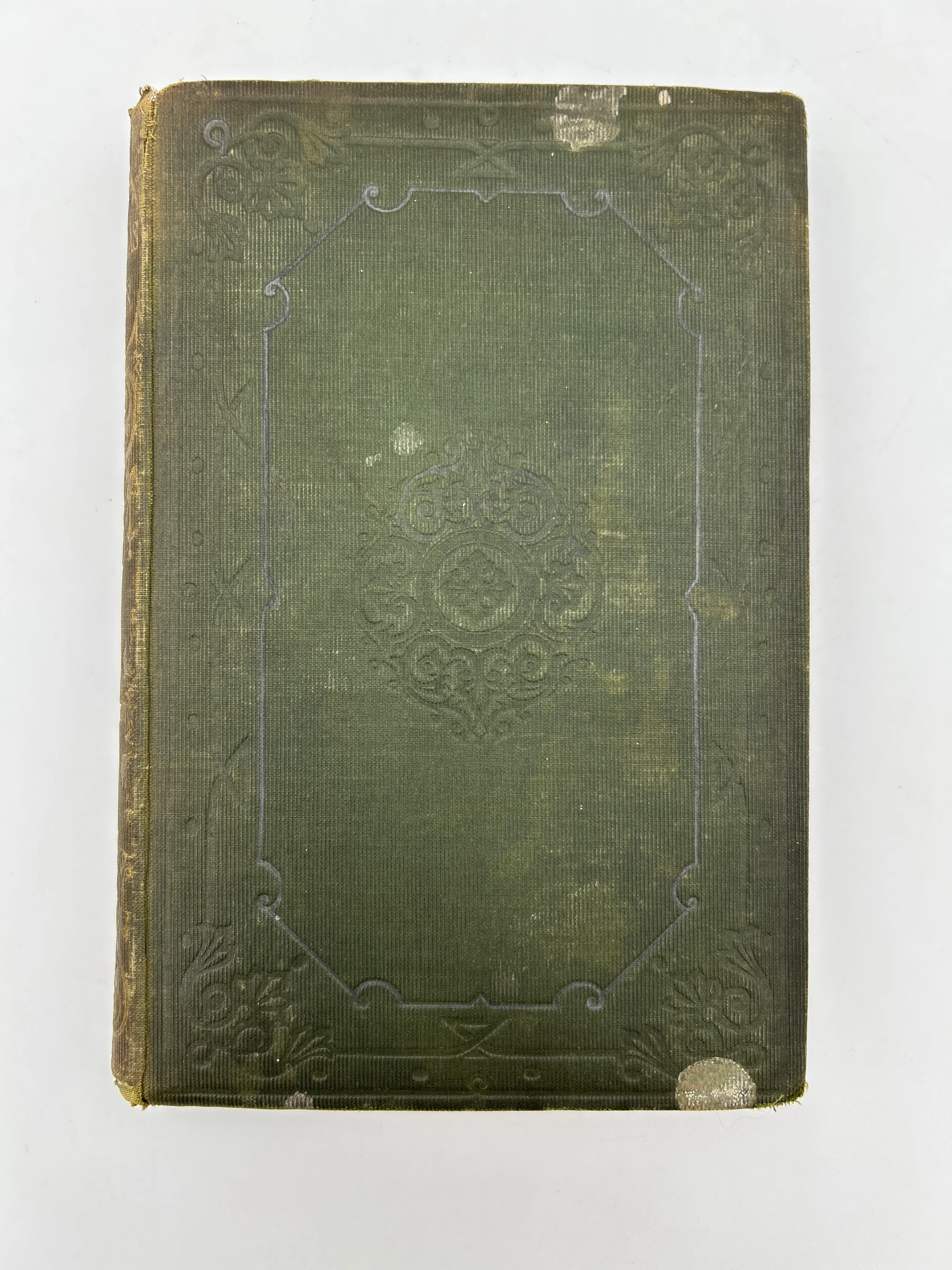 Christmas Books - Image 8