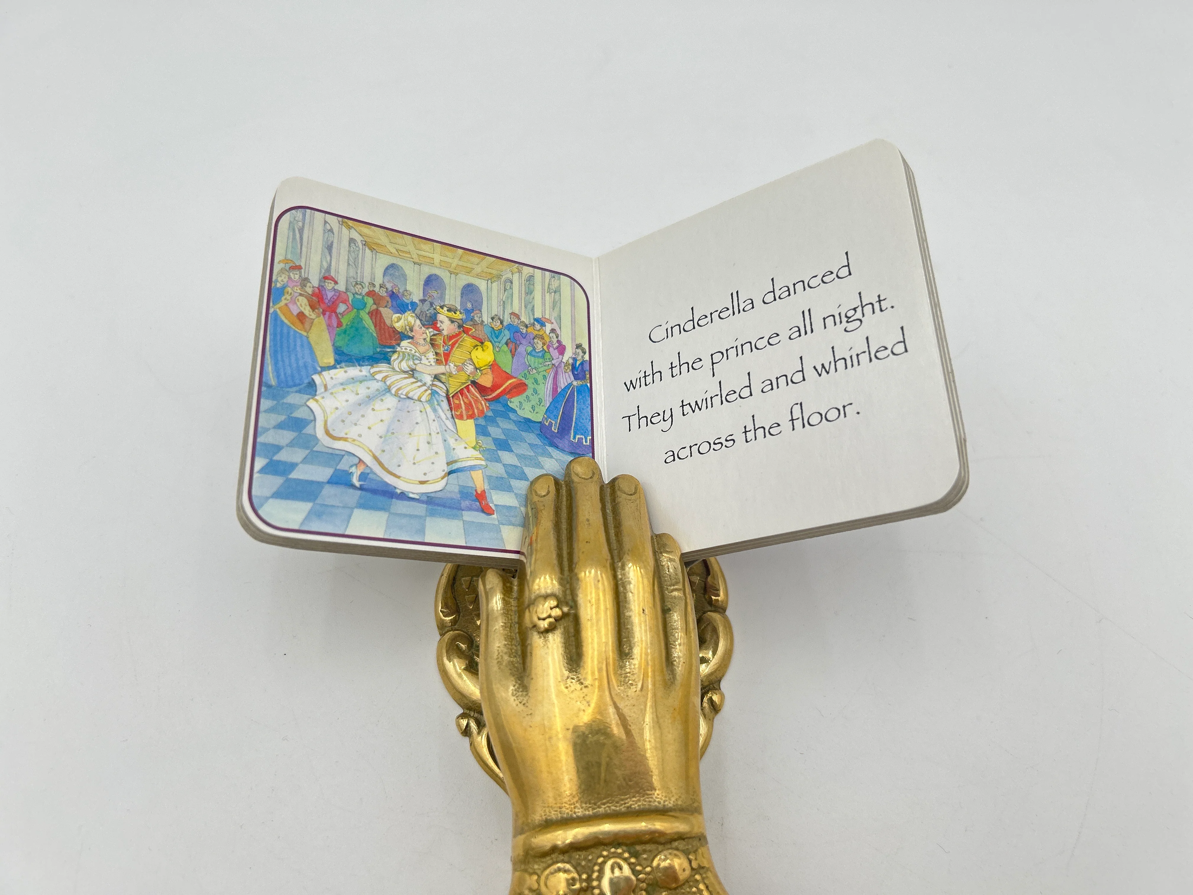 Cinderella Miniature Board Book - Image 2