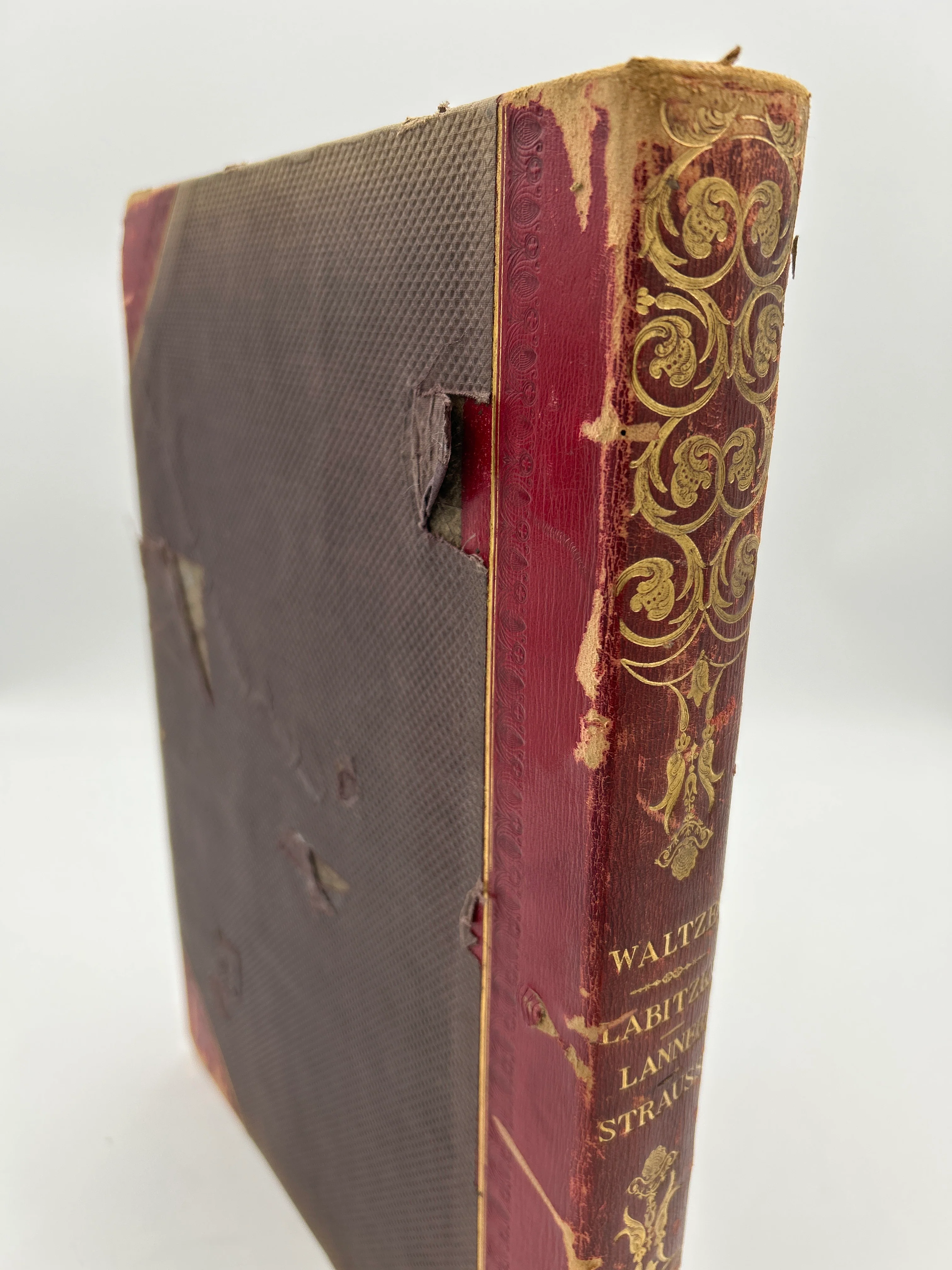 Countess of Uxbridge of the Twenty Eight Waltzes - Image 7