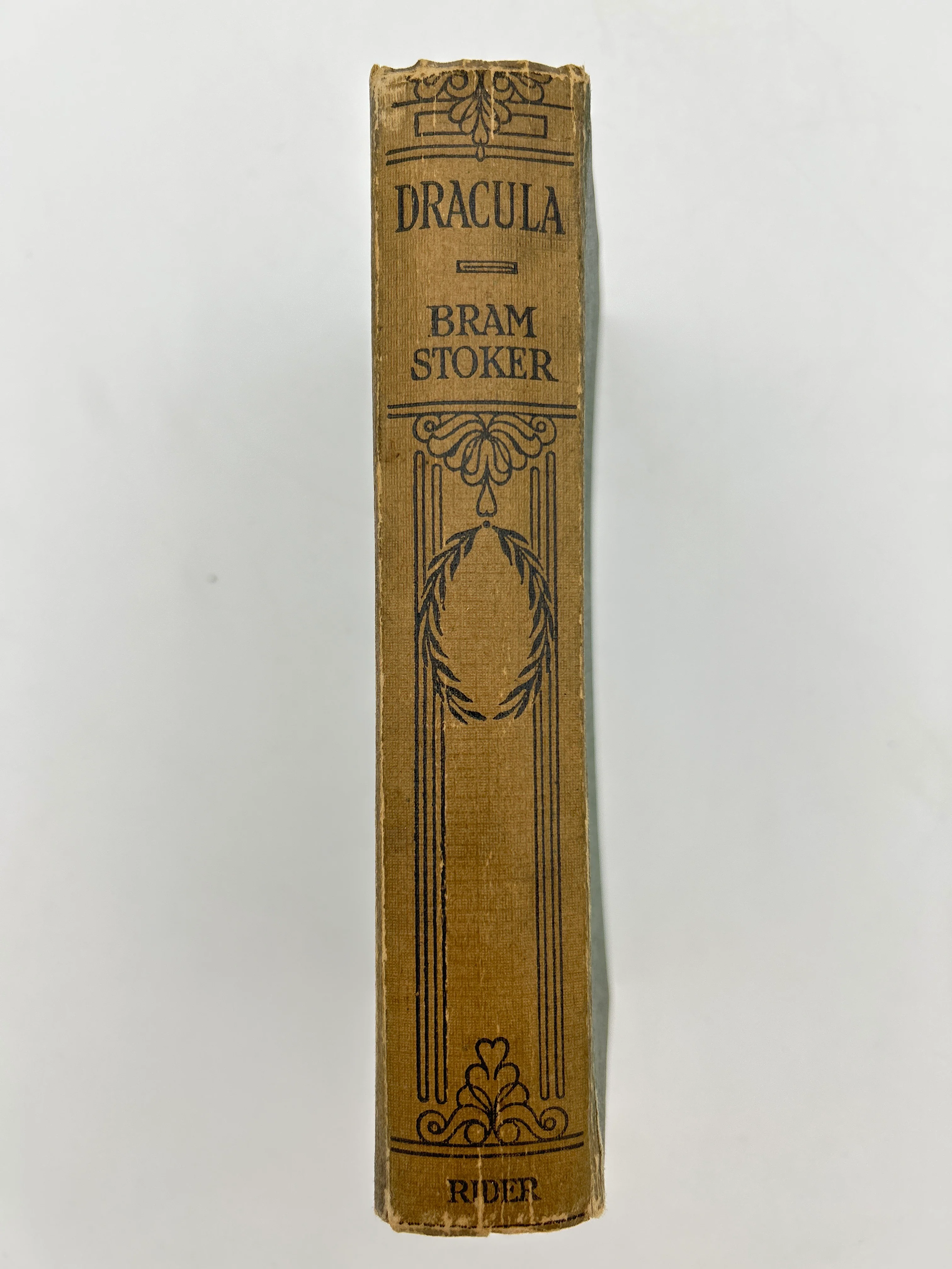 Dracula - Image 7