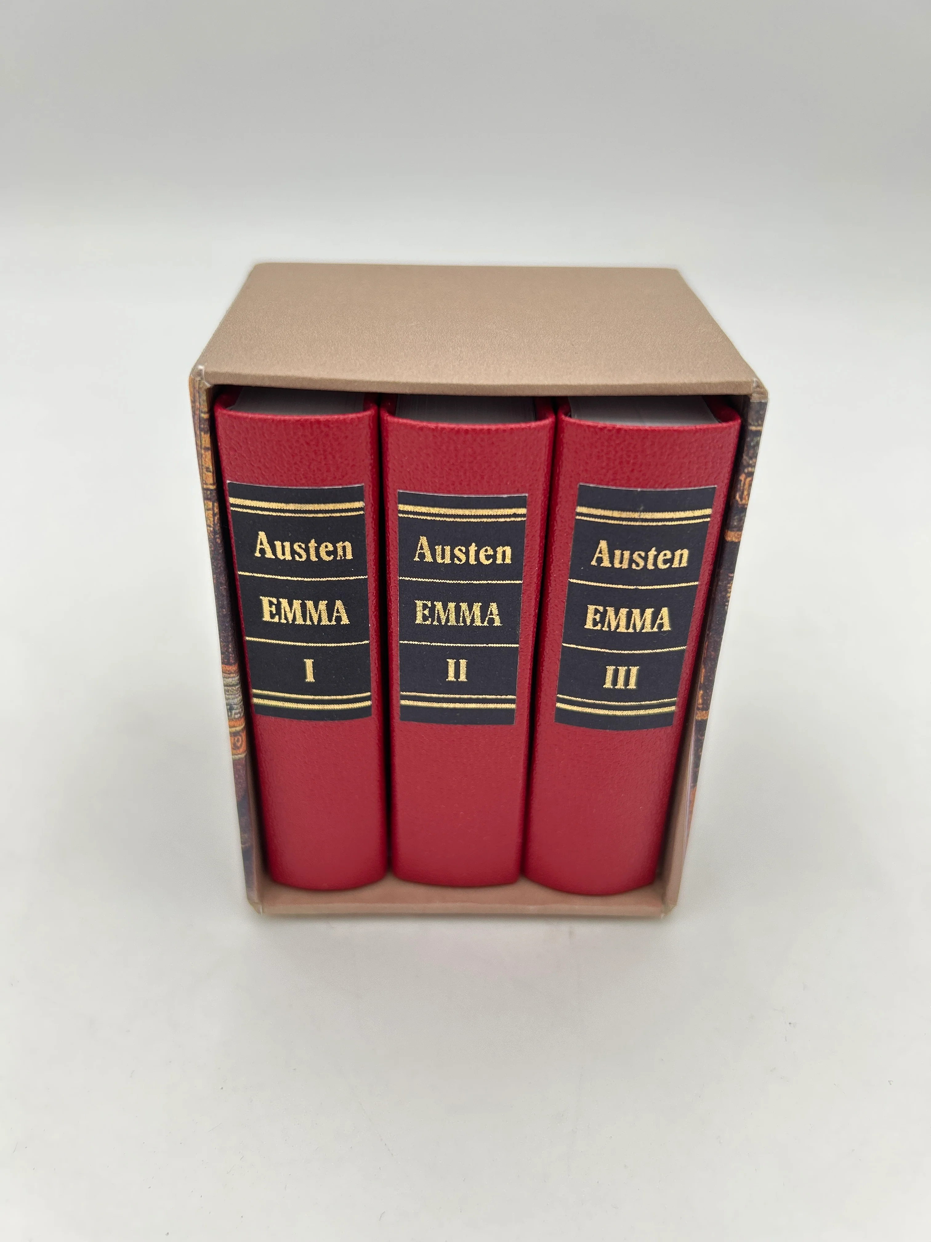 Emma (3 vol miniature set) - Image 5
