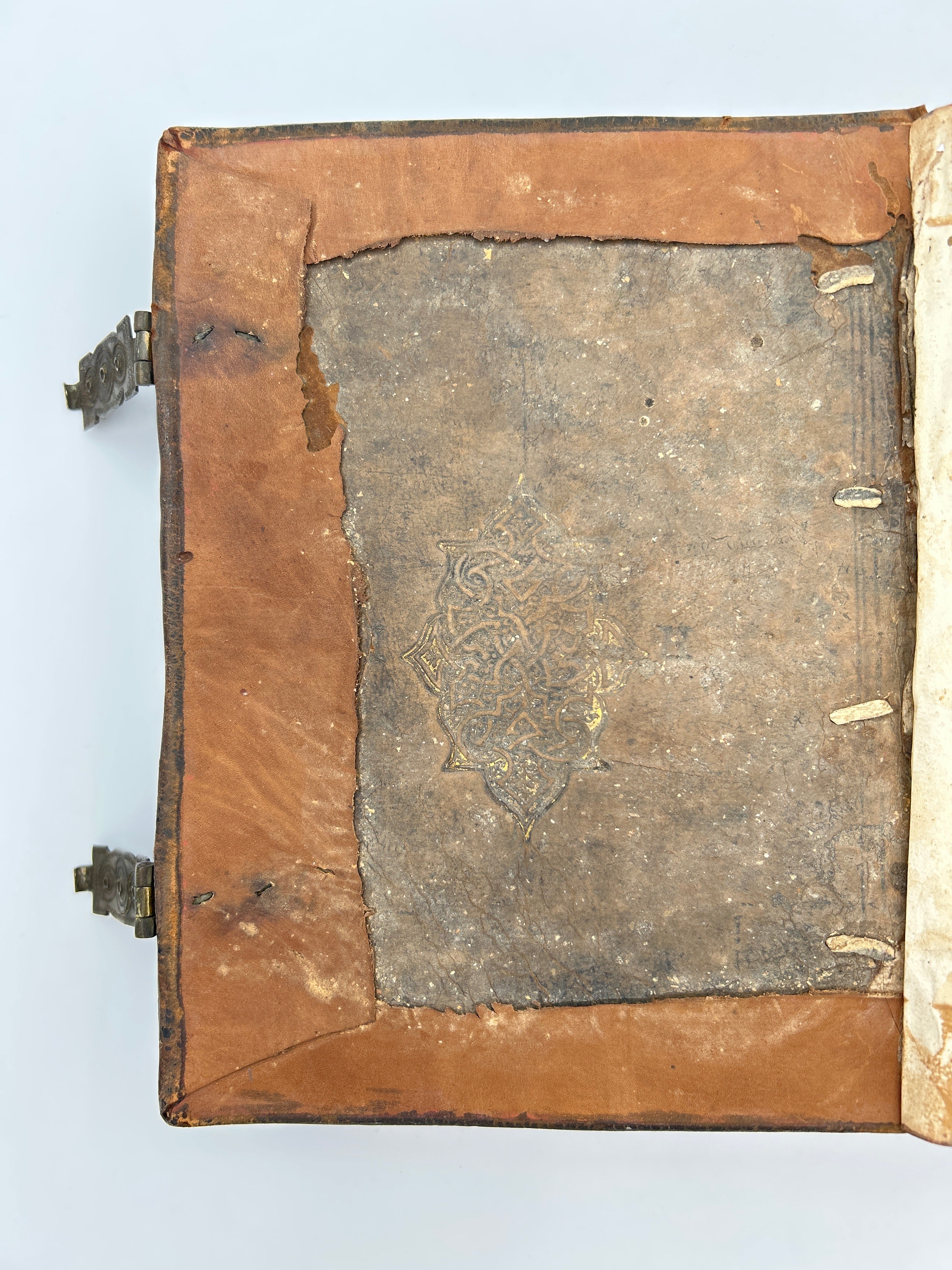 Geneva Bible with Clasps - Image 9