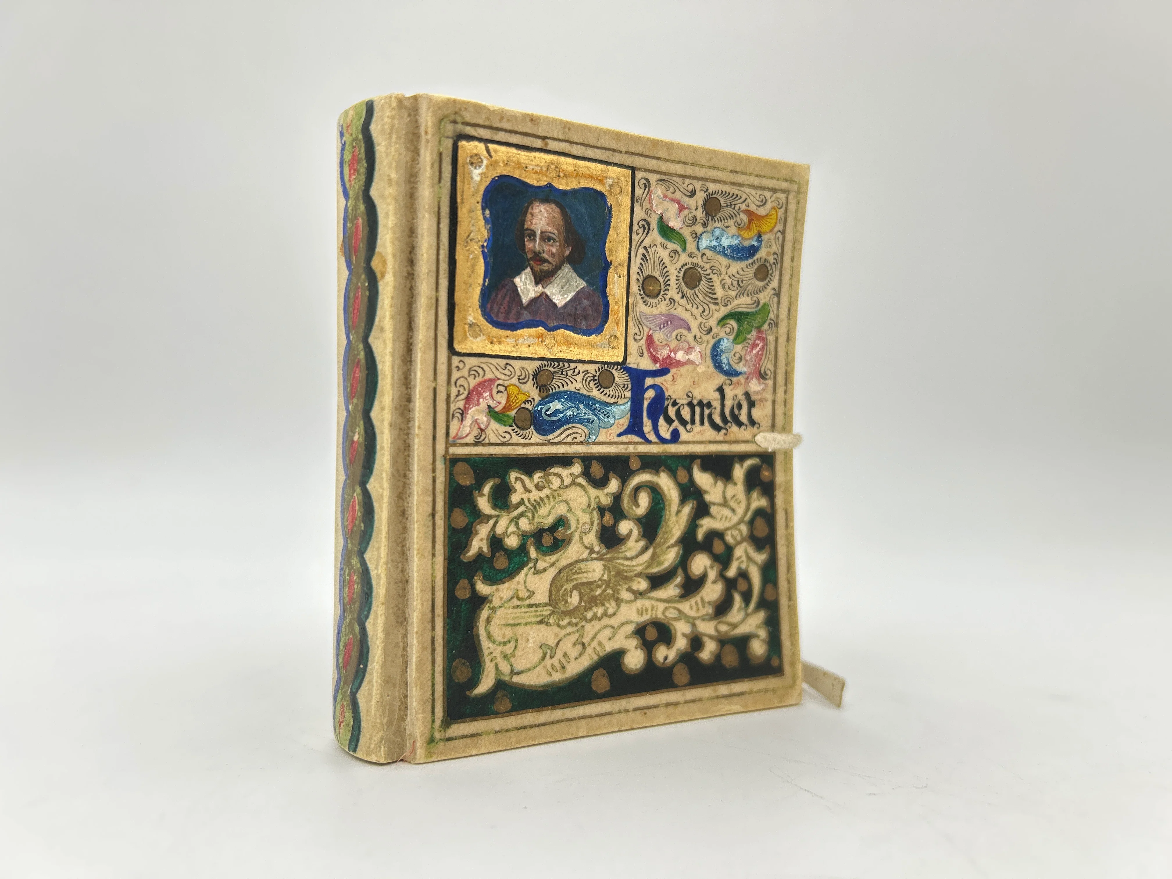 Hamlet (mini vellum with Florentine)