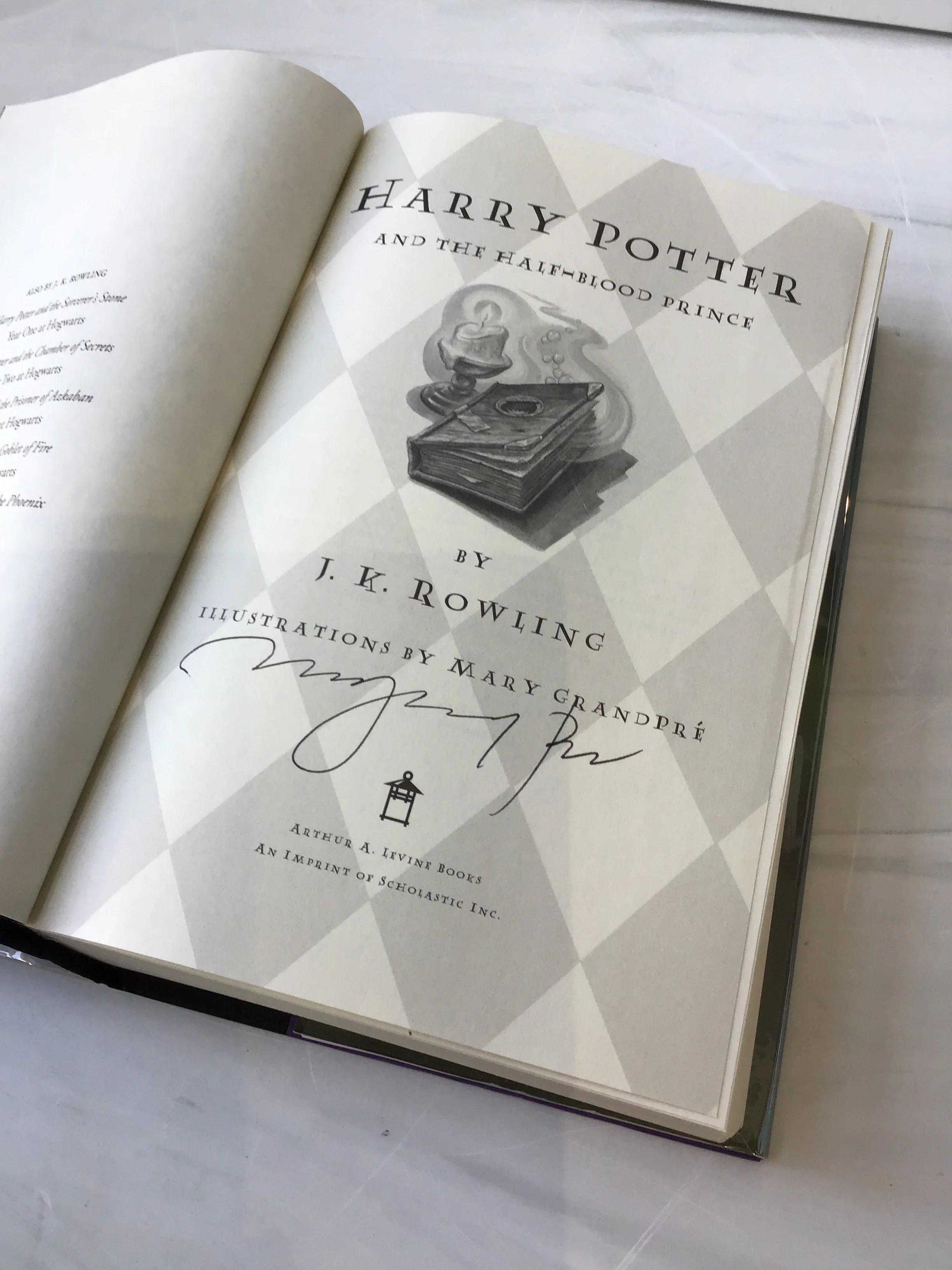Harry Potter Luggage Box Set - Image 33