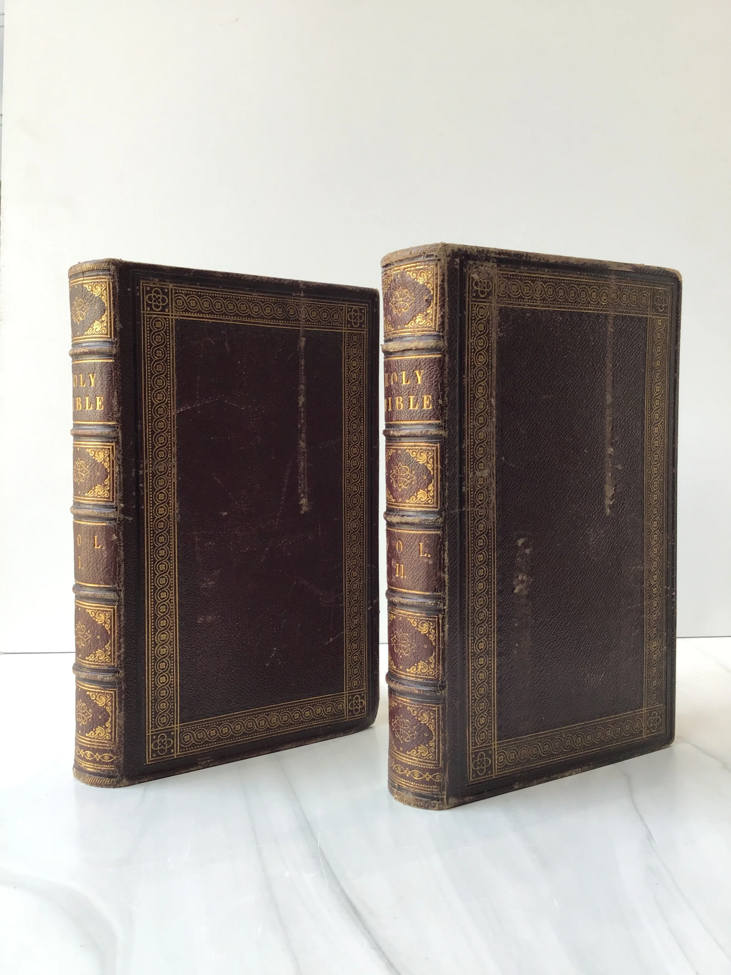 Holy Bible - Image 2