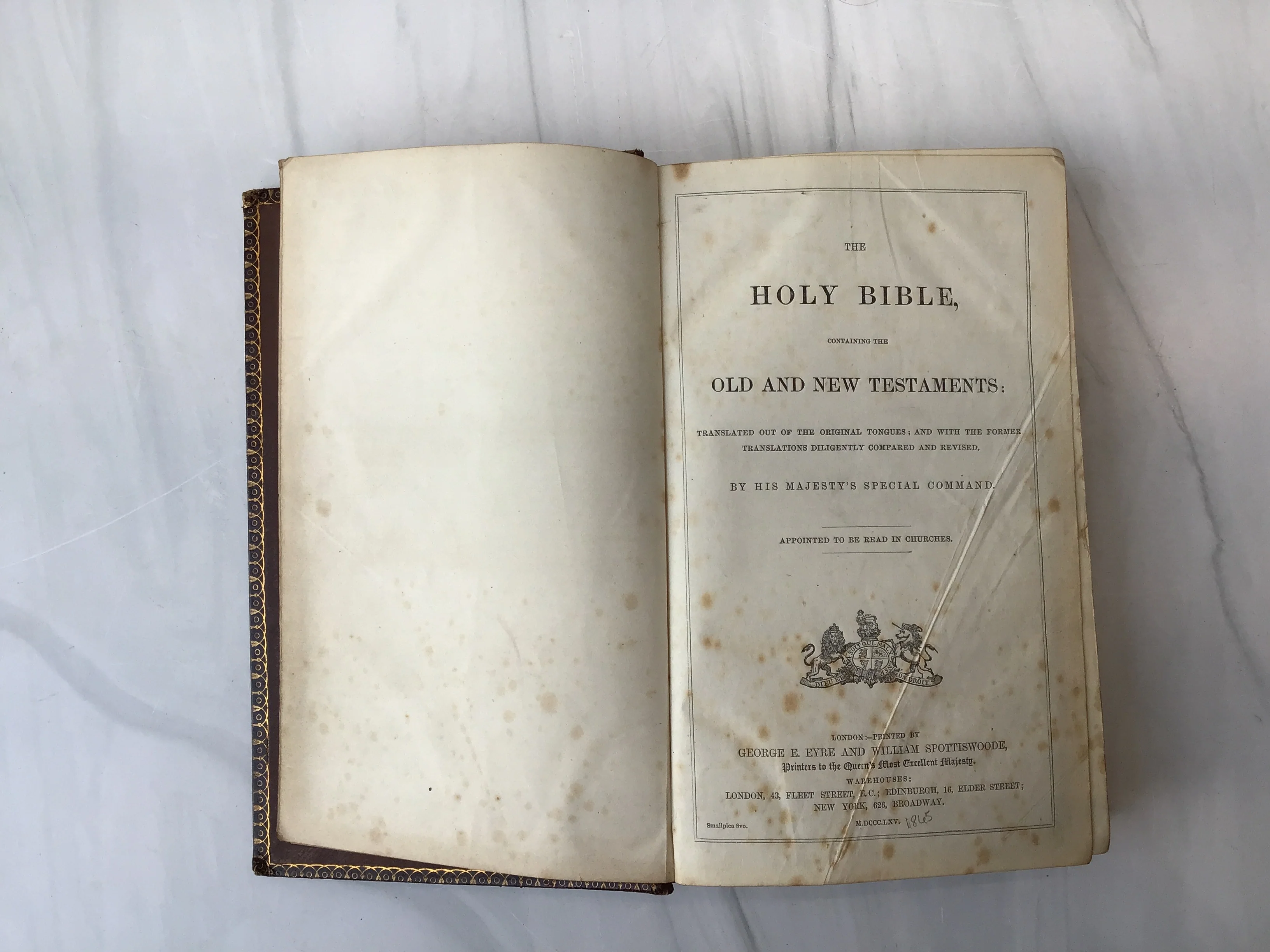 Holy Bible - Image 6