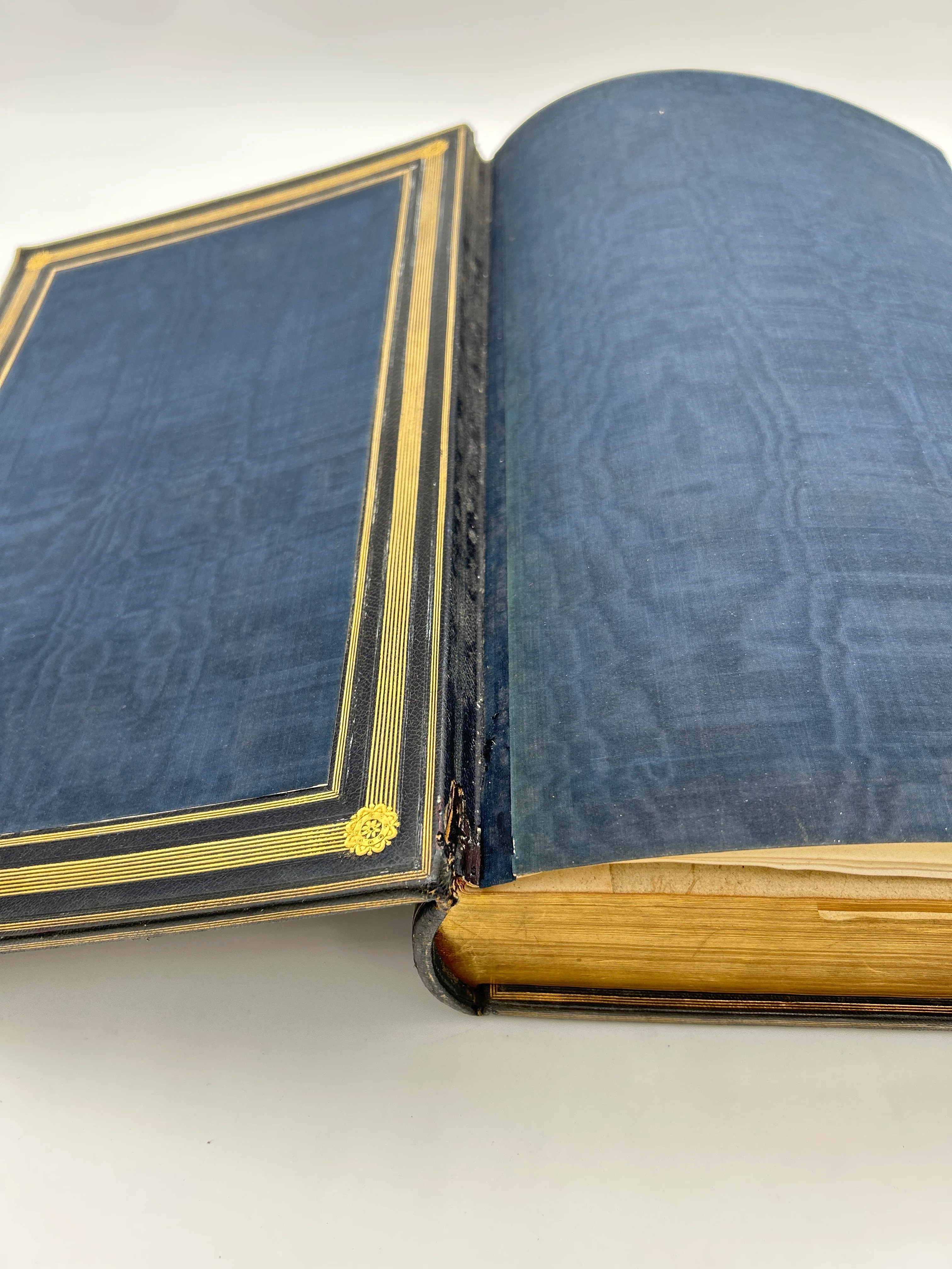 Holy Bible (1708) KJB Common Prayer (1711) - Image 18