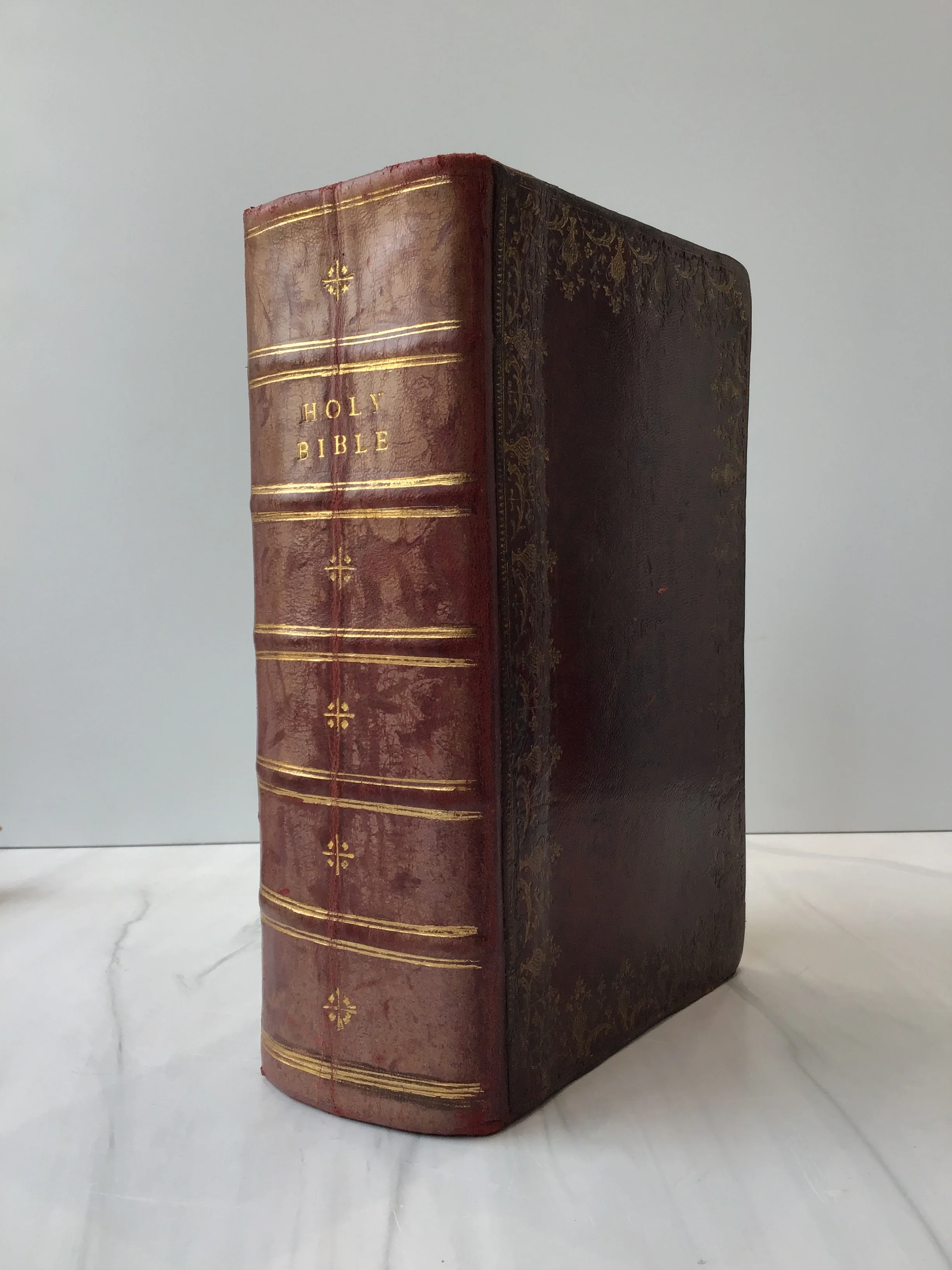 Holy Bible - Image 2