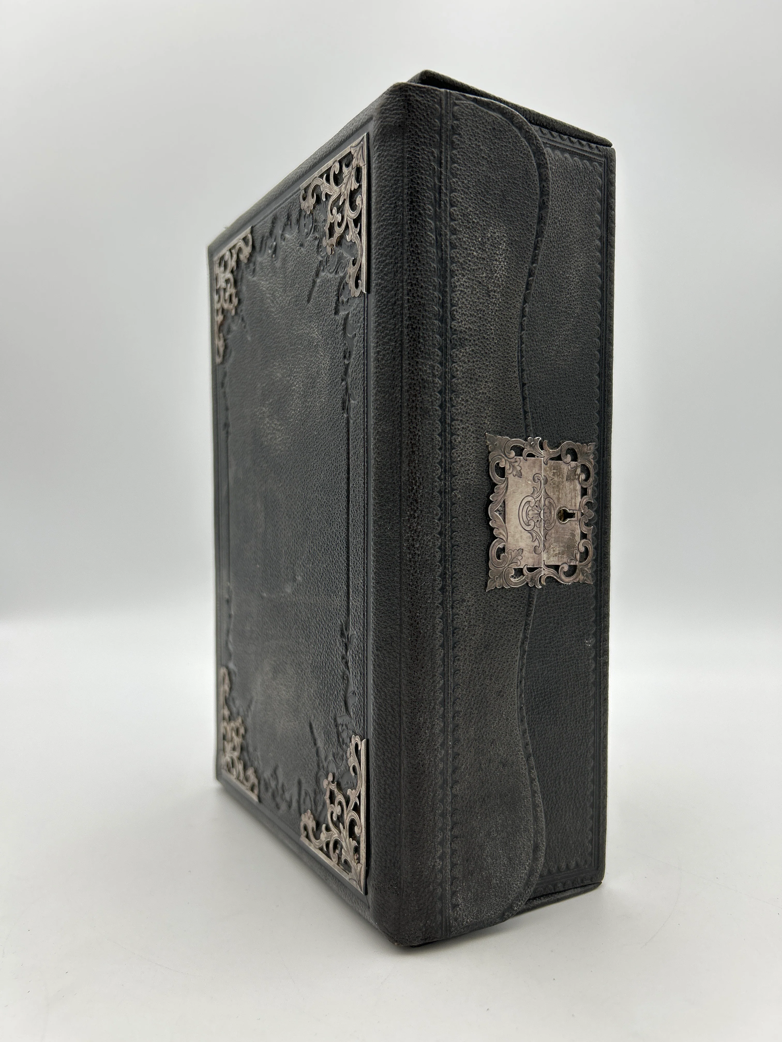 Holy Bible in Leather Box 1819 - Image 3