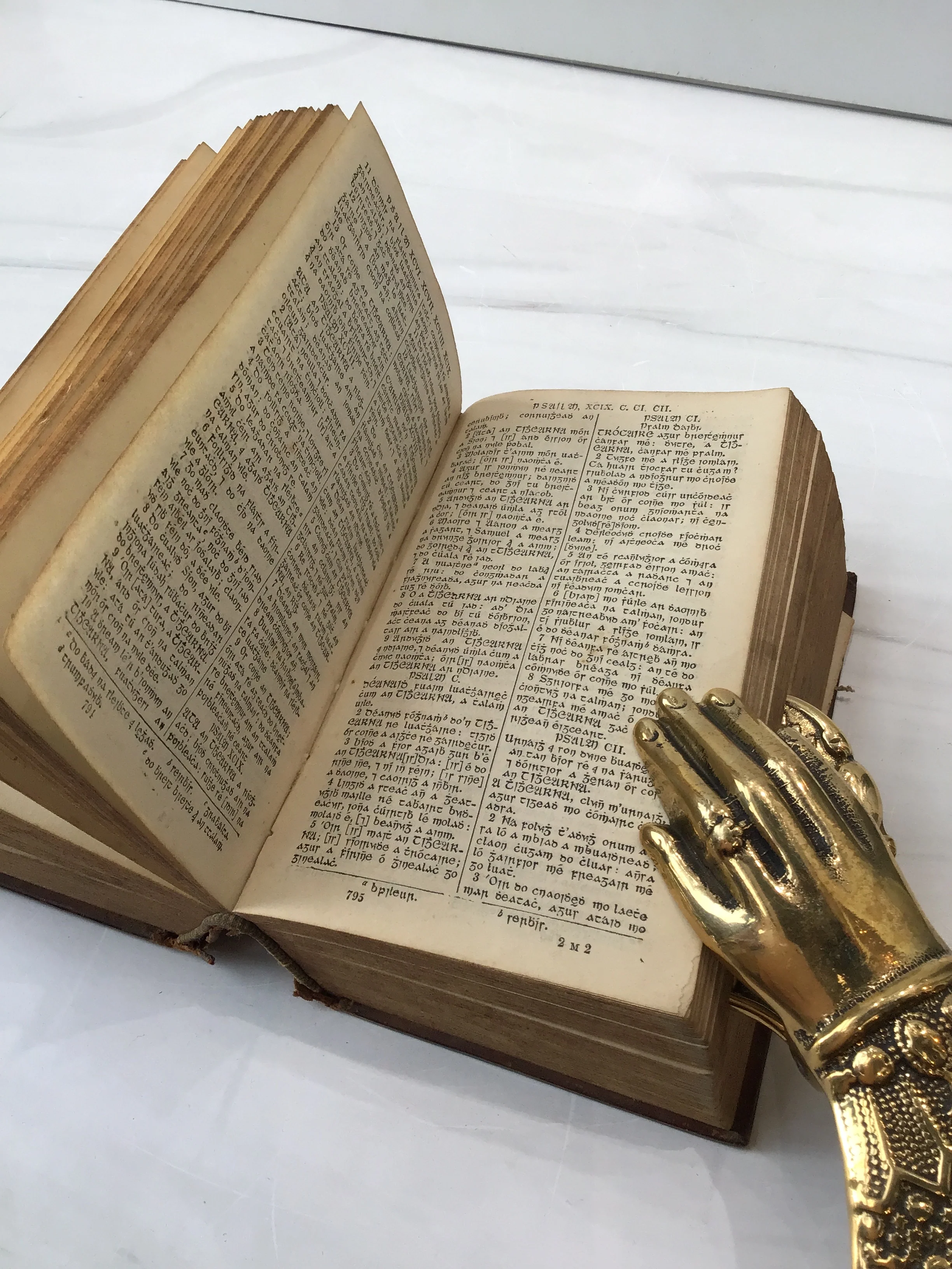 Holy Bible in Irish* - Image 6