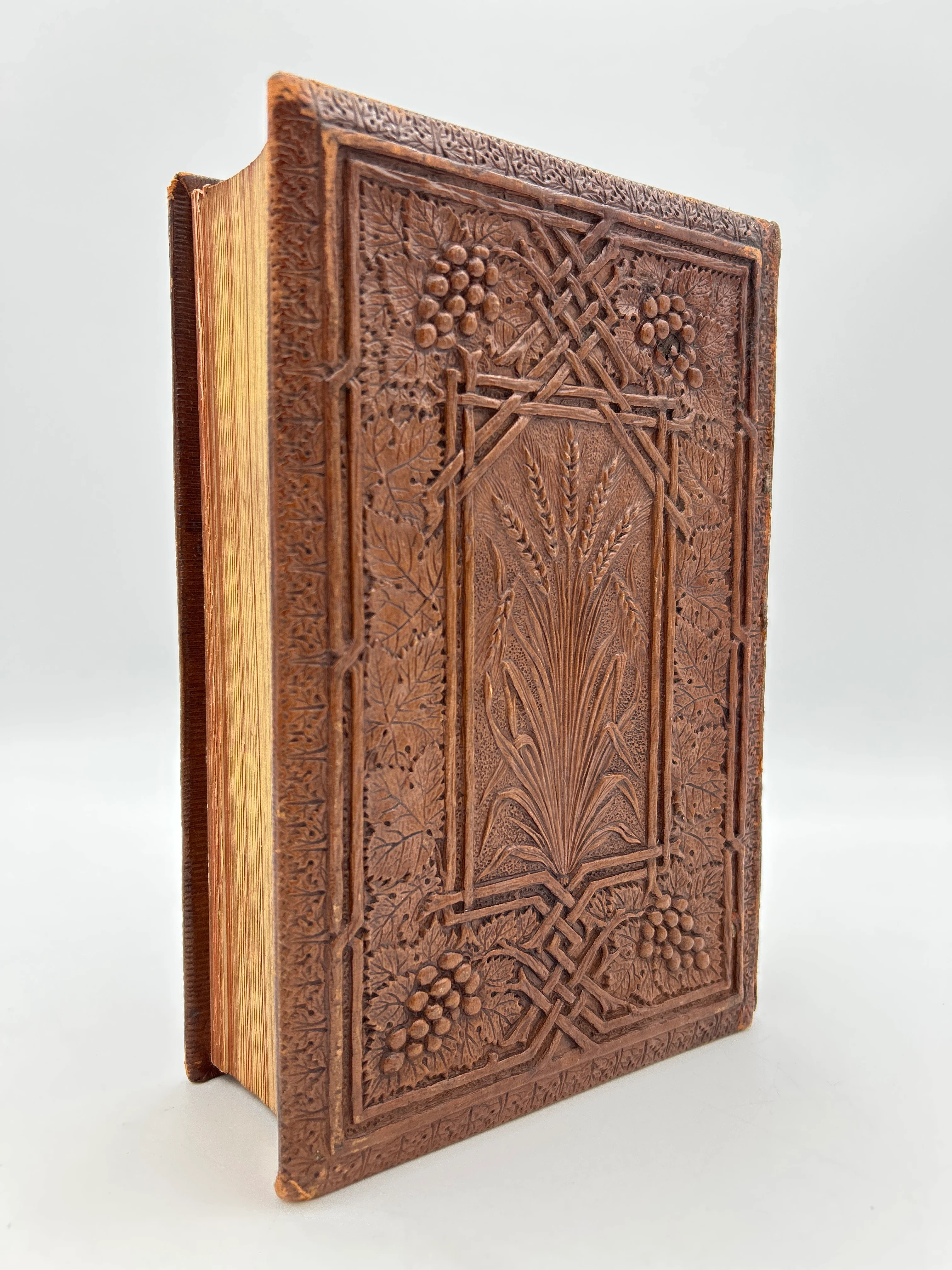 Holy Bible with Relievo Binding - Image 2