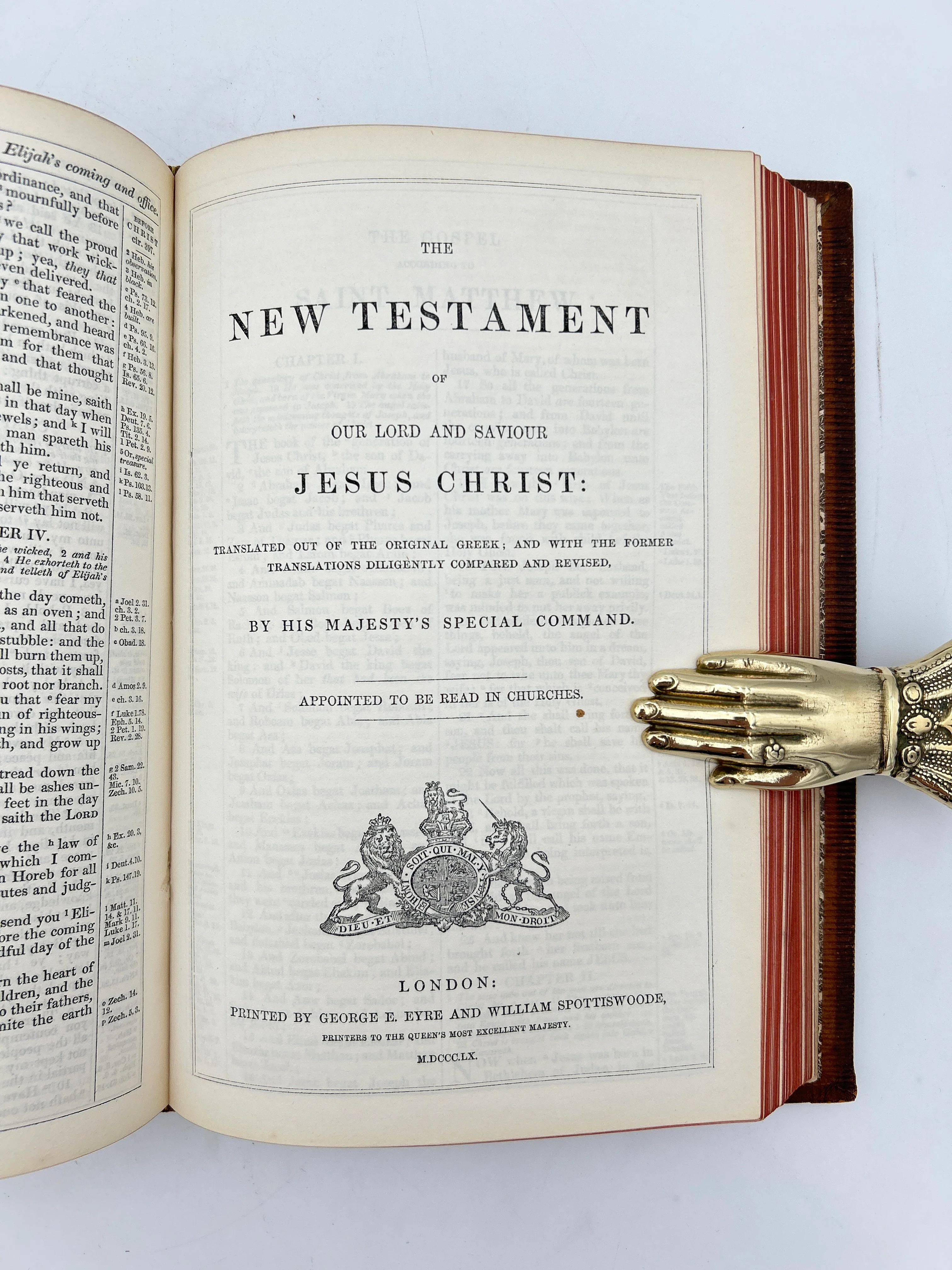 Holy Bible with Relievo Binding - Image 7
