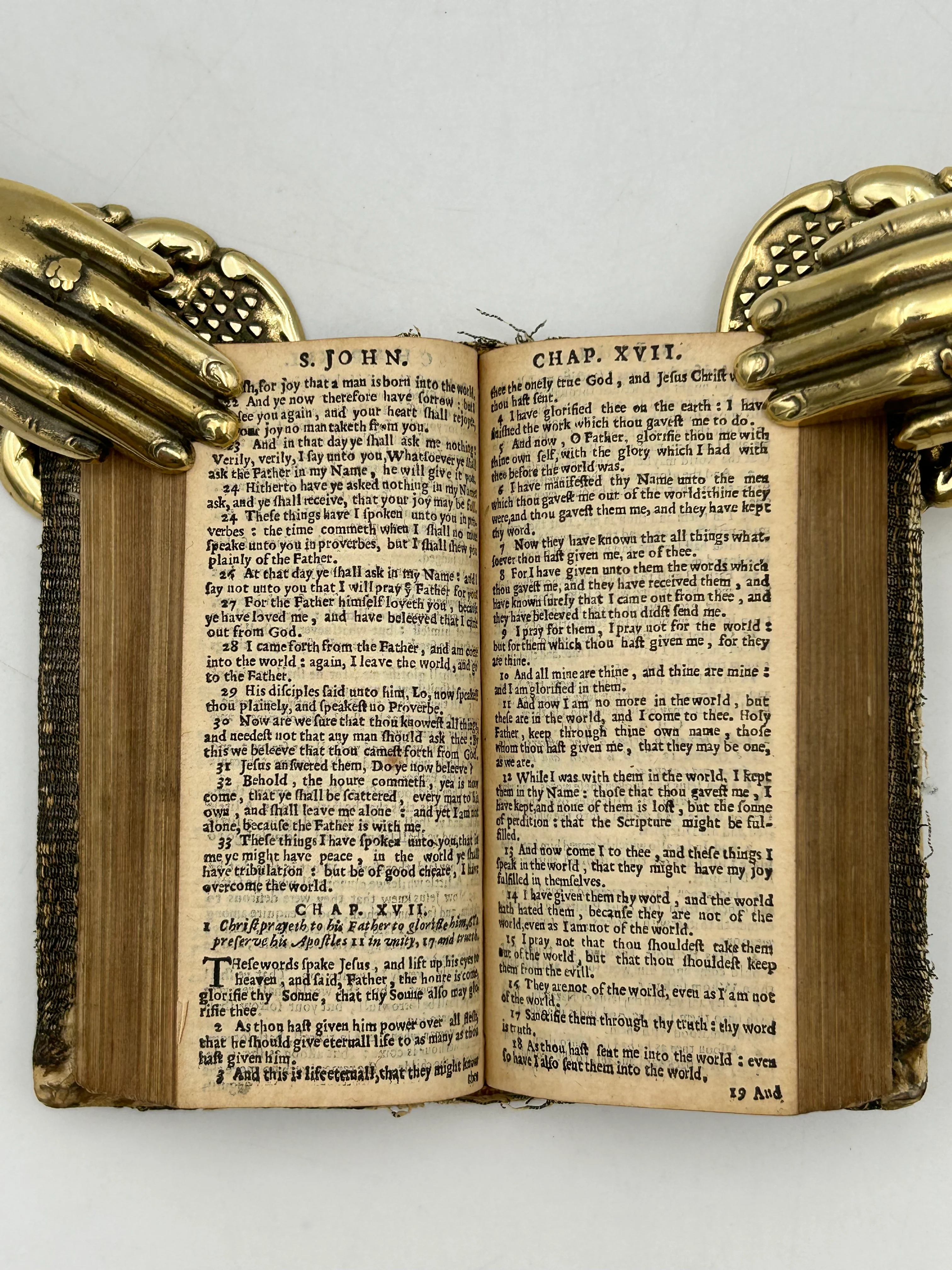 New Testament 1637 with Embroidered Binding - Image 7
