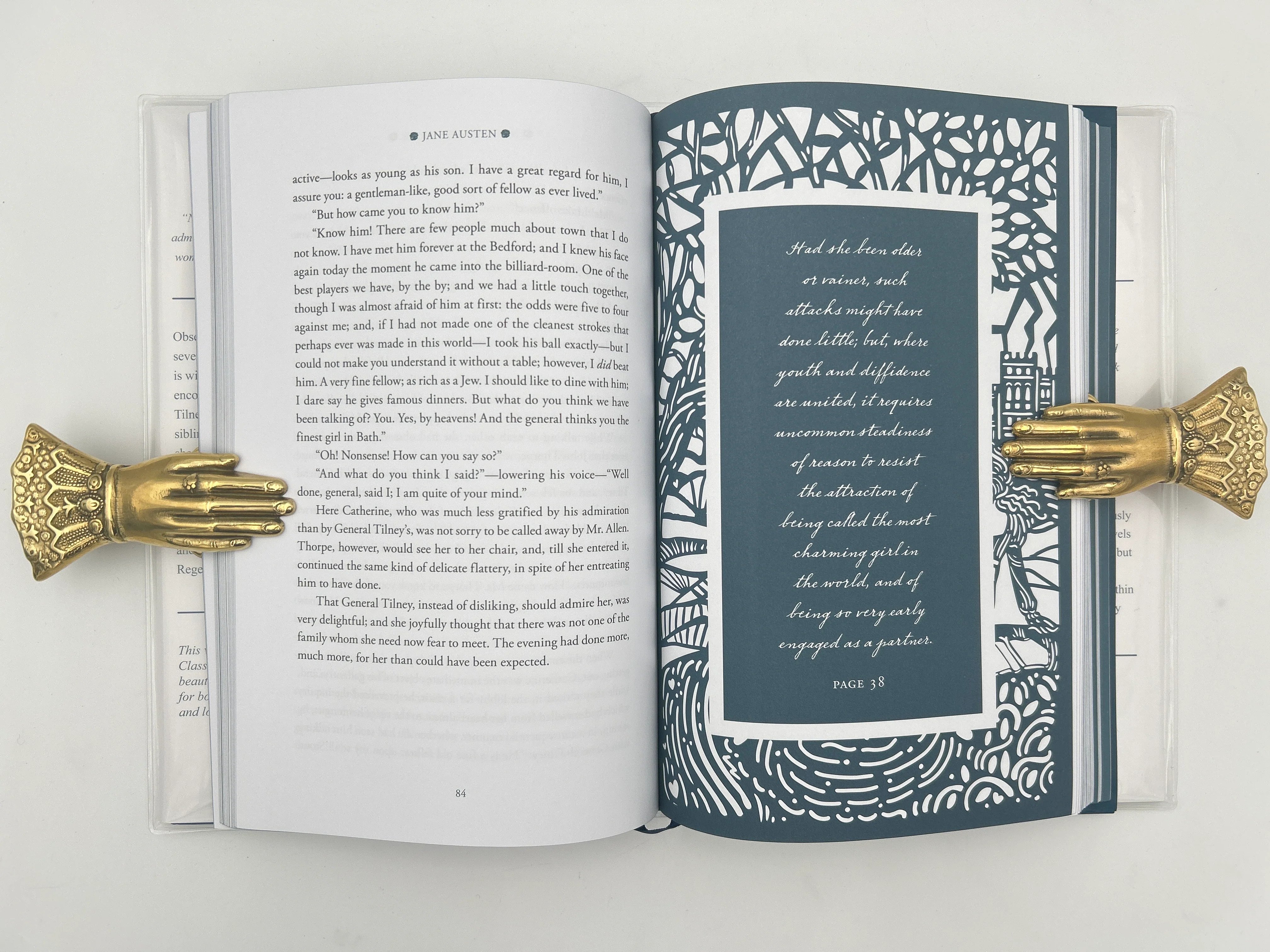 Northanger Abbey Paper-cut Edition - Image 3