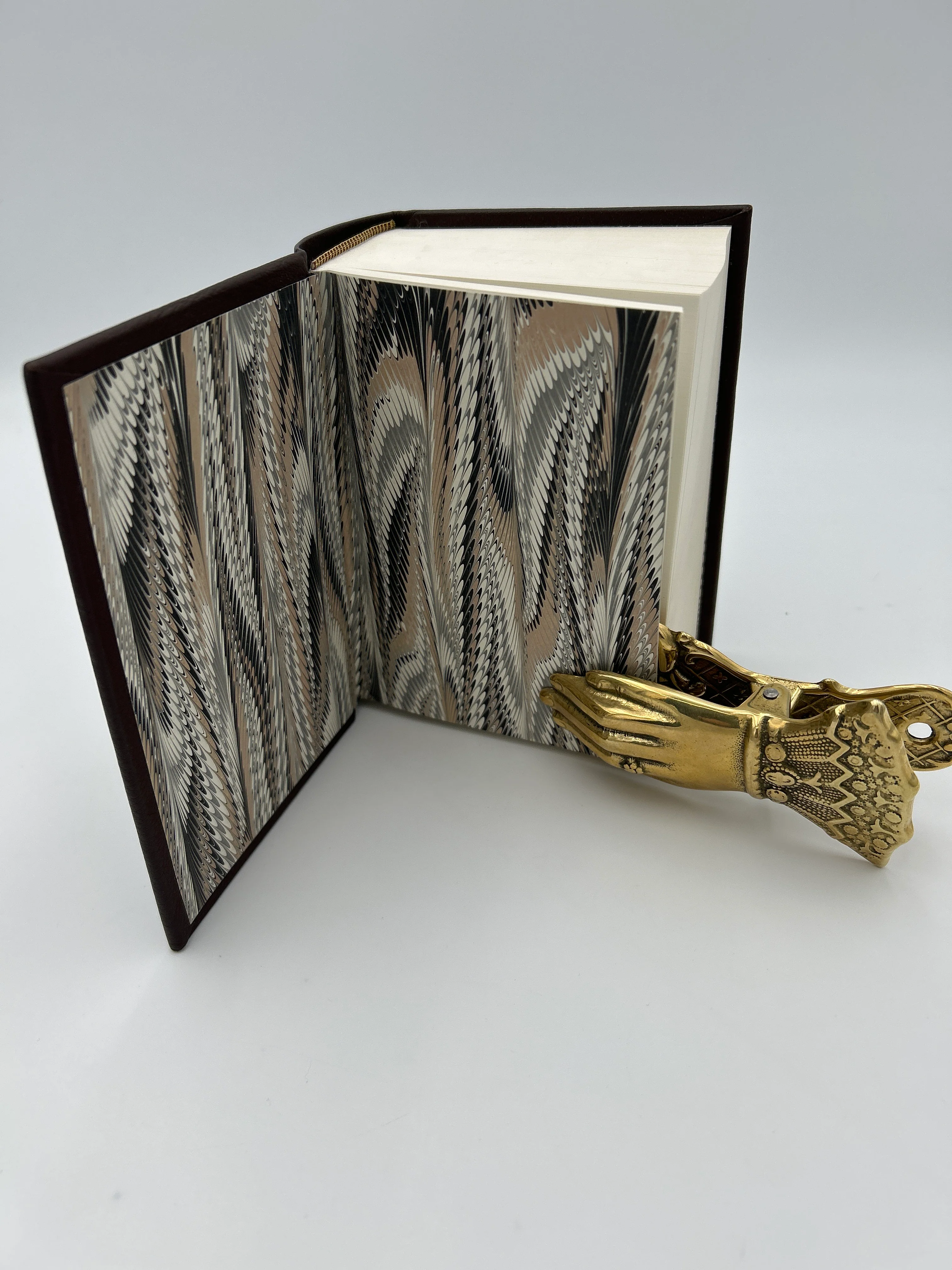 Pocket Size First Geneva Bible Replica - Image 4