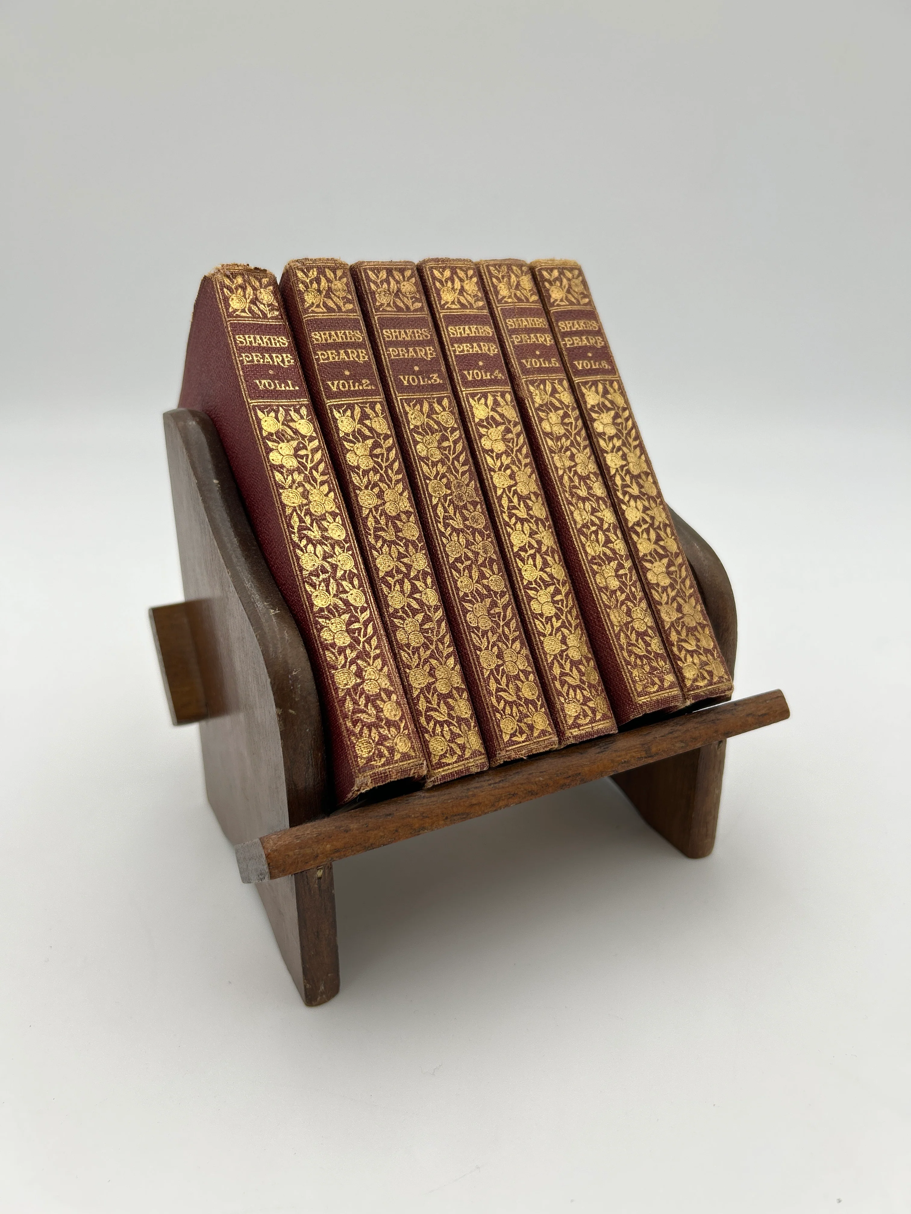 Shakespeare 7 Vol library