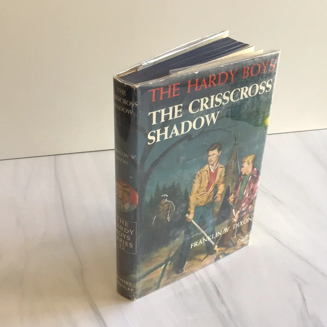 The Hardy Boys, The Crisscross Shadow