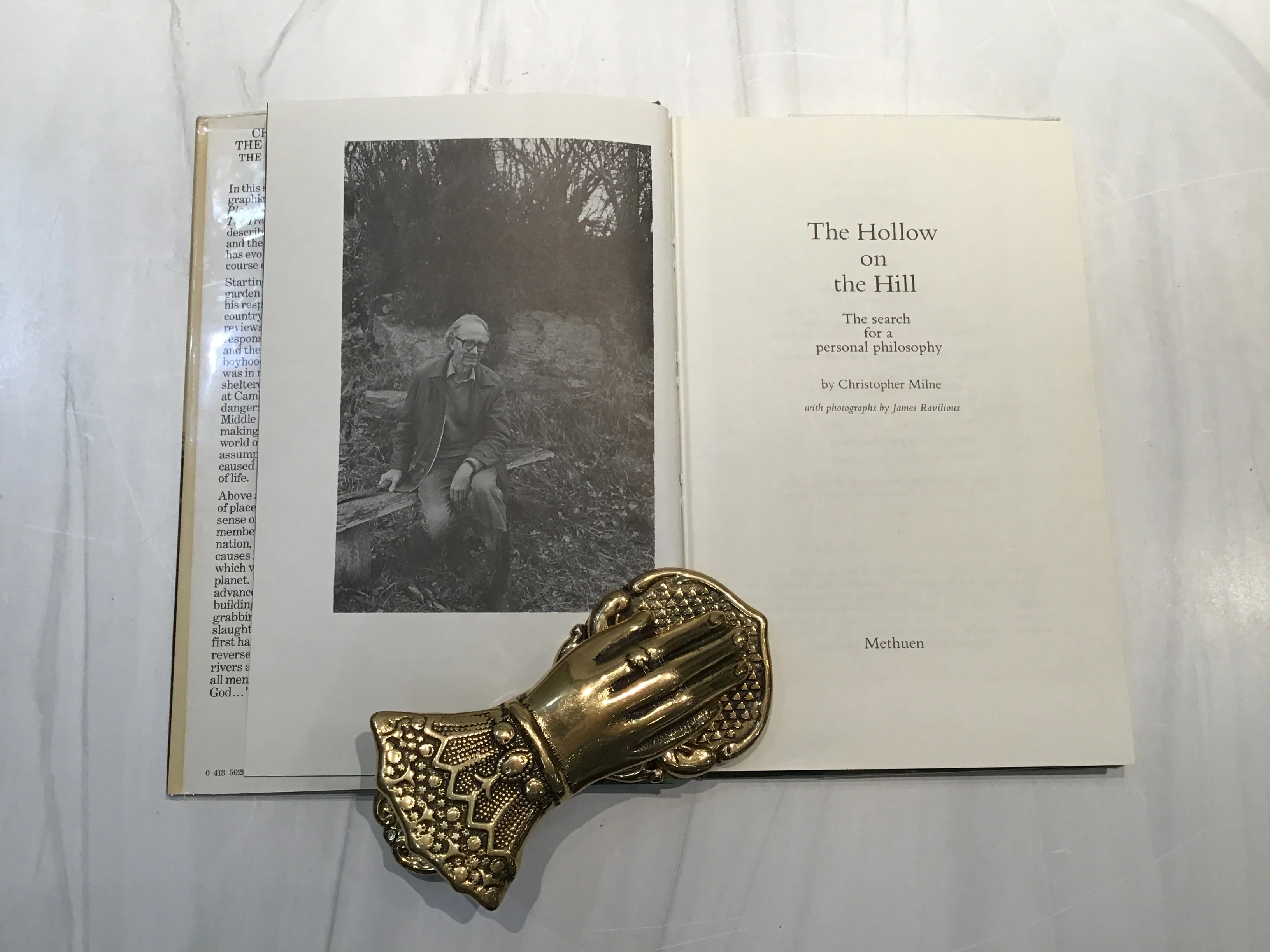 The Hollow on the Hill - Image 2