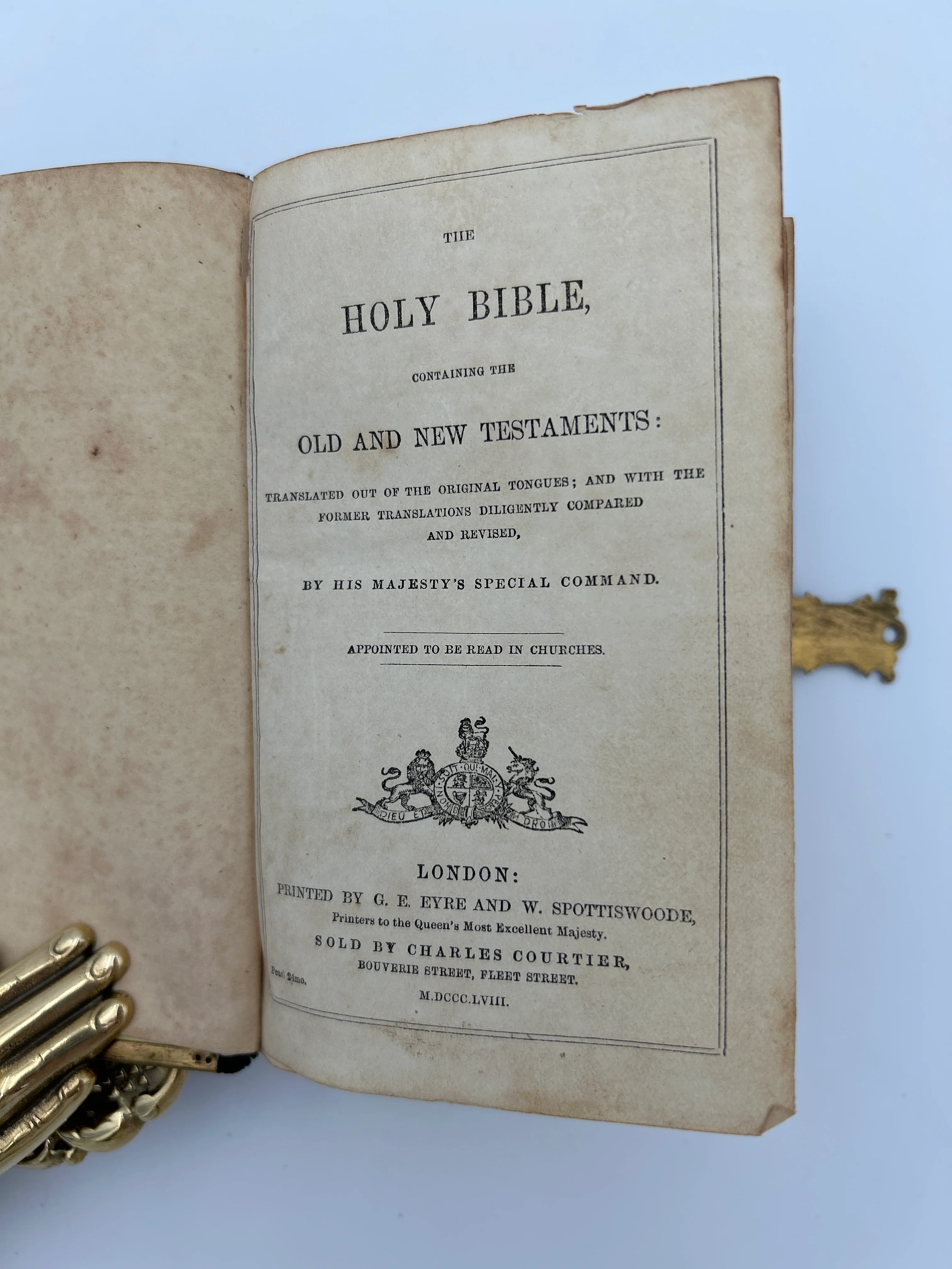 The Holy Bible Old and New Testament - Image 4