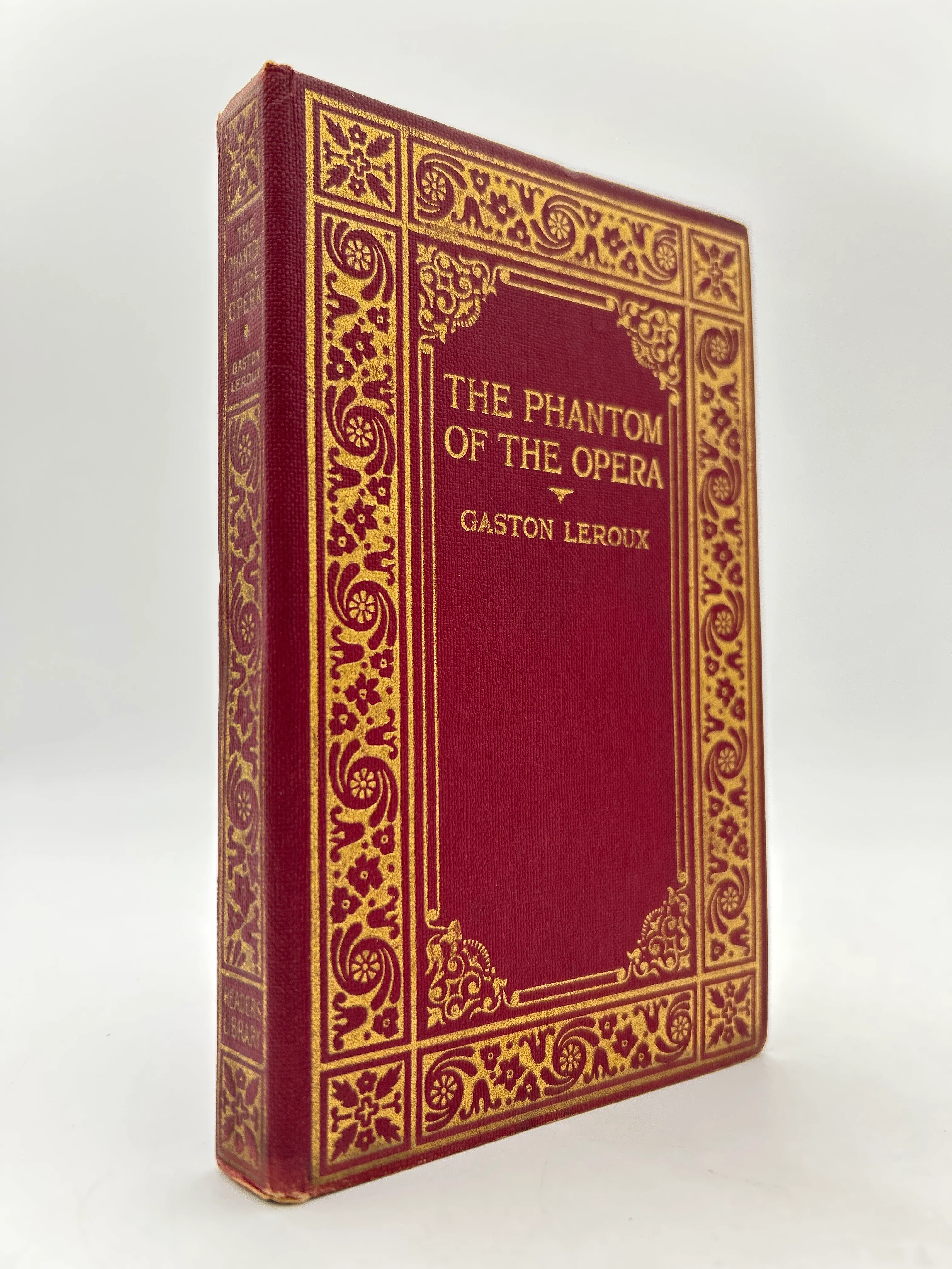 The Phantom of the Opera Illustrated Edition - Image 2