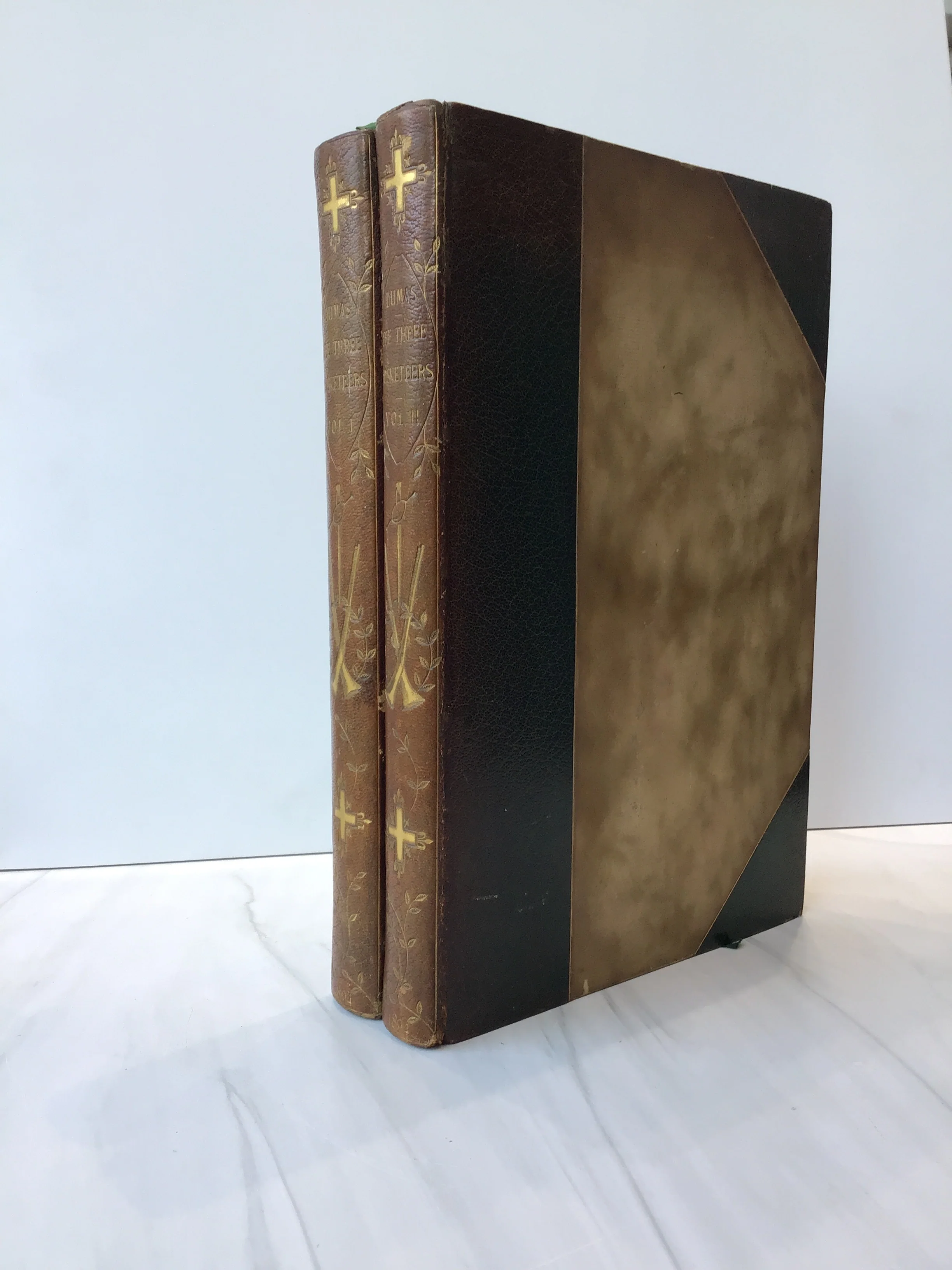 -The Three Musketeers 2 volumes*