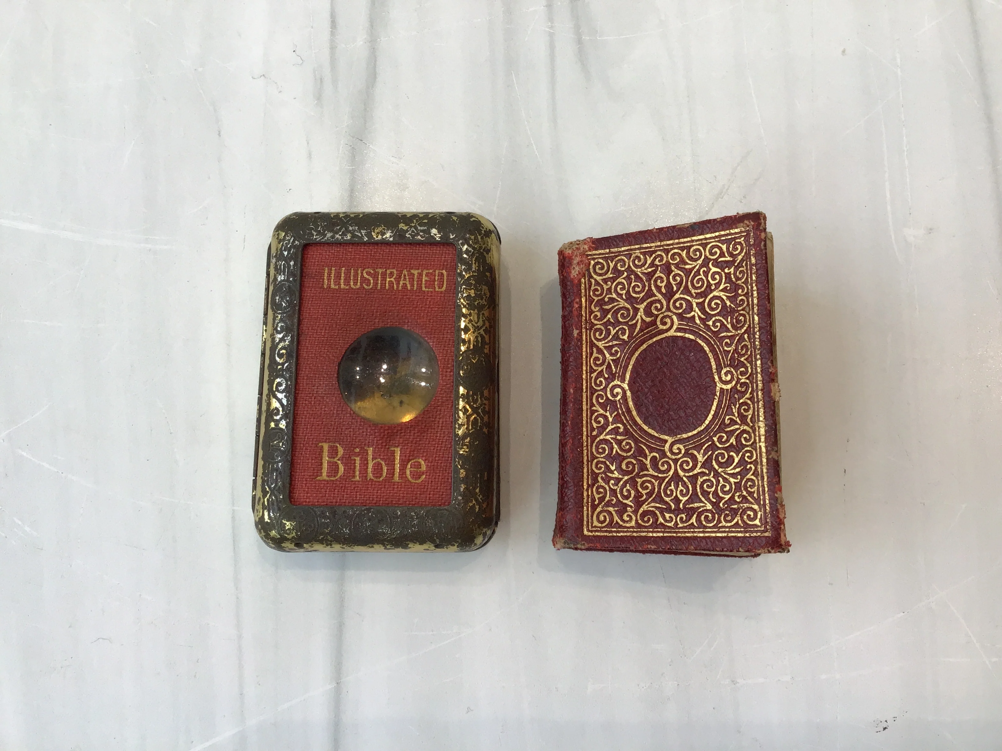 -Thumb Bible* - Image 2