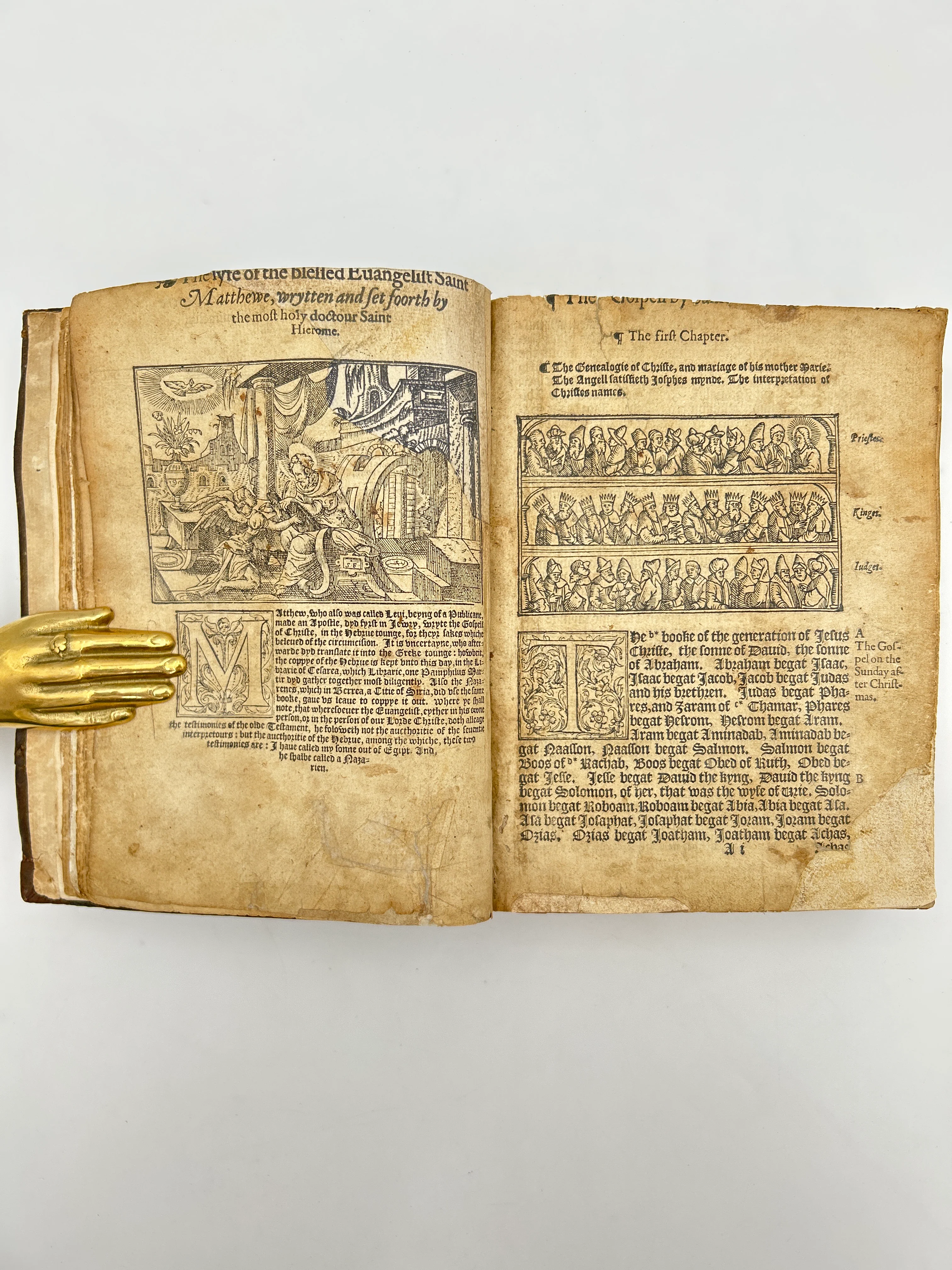 Tyndale bible 1566 - Image 4