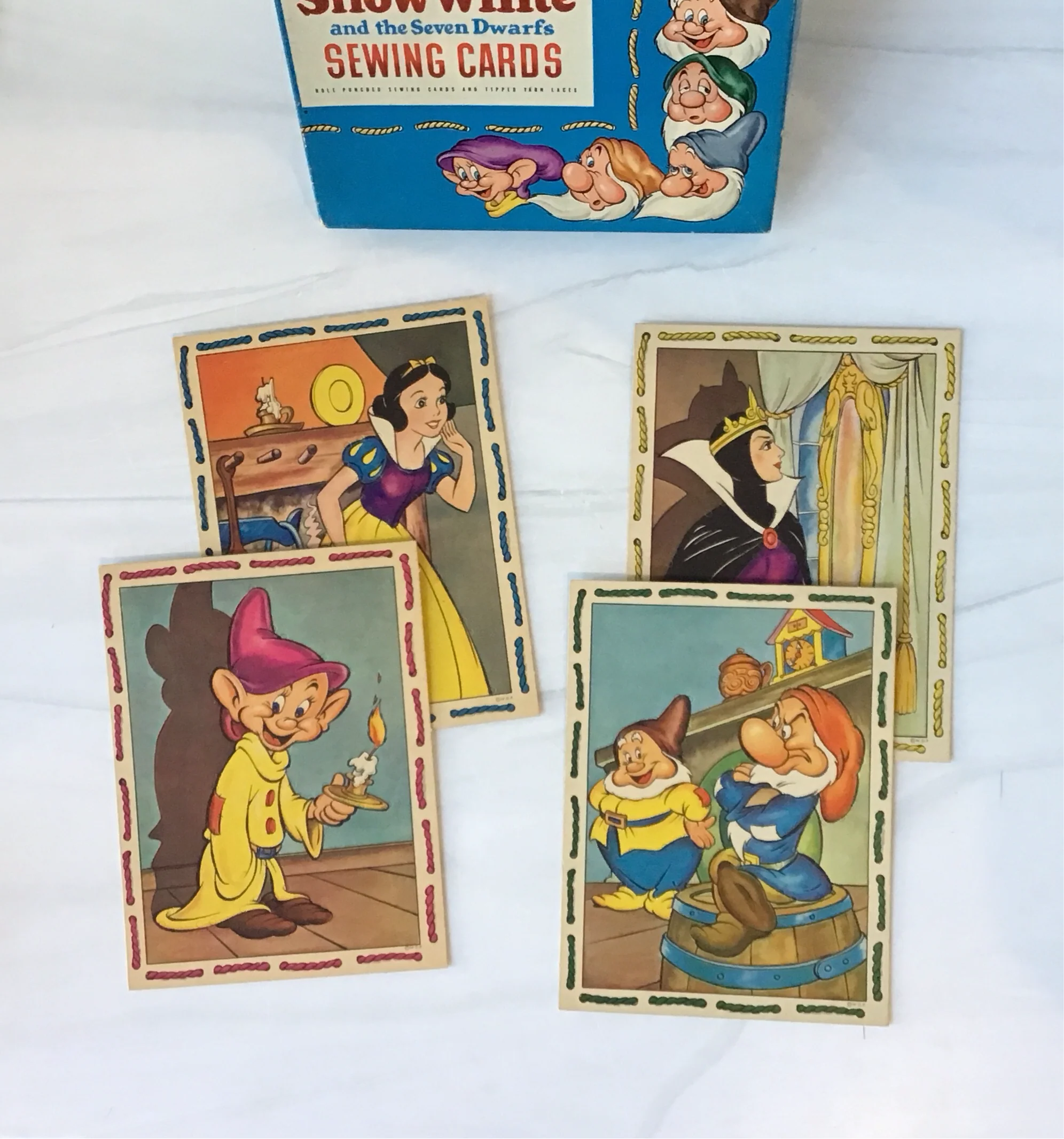 Walt Disney Sewing Kit - Image 4