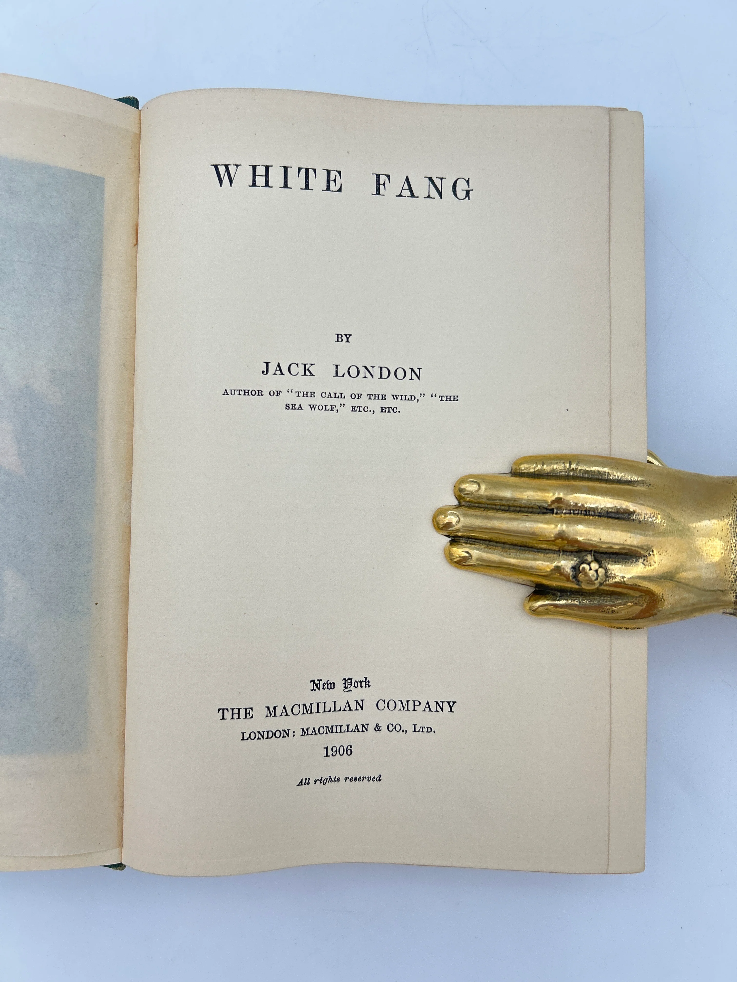 White Fang - Image 2