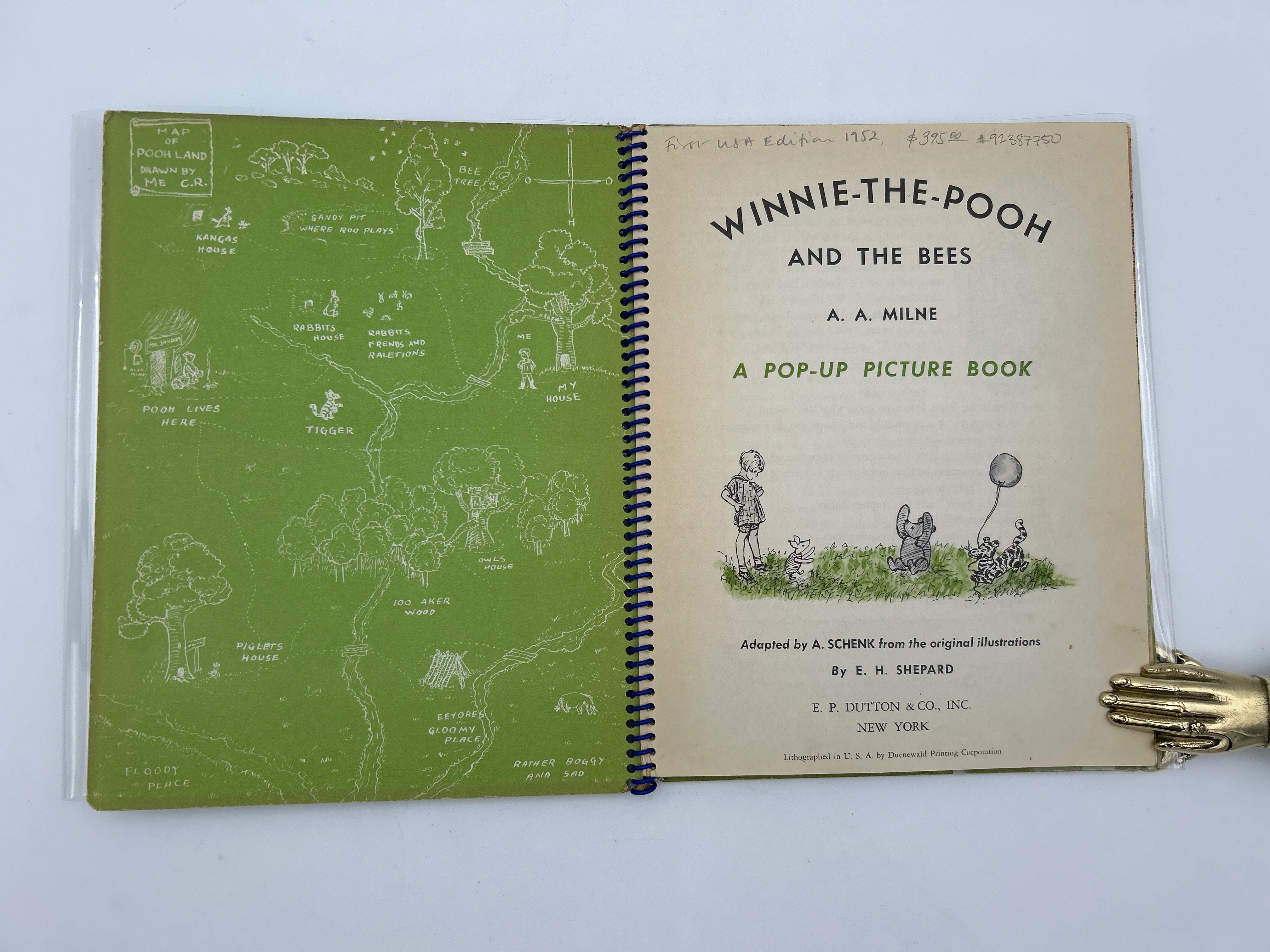 Winnie-the-Pooh and the Bees Pop-Up Book - Image 3