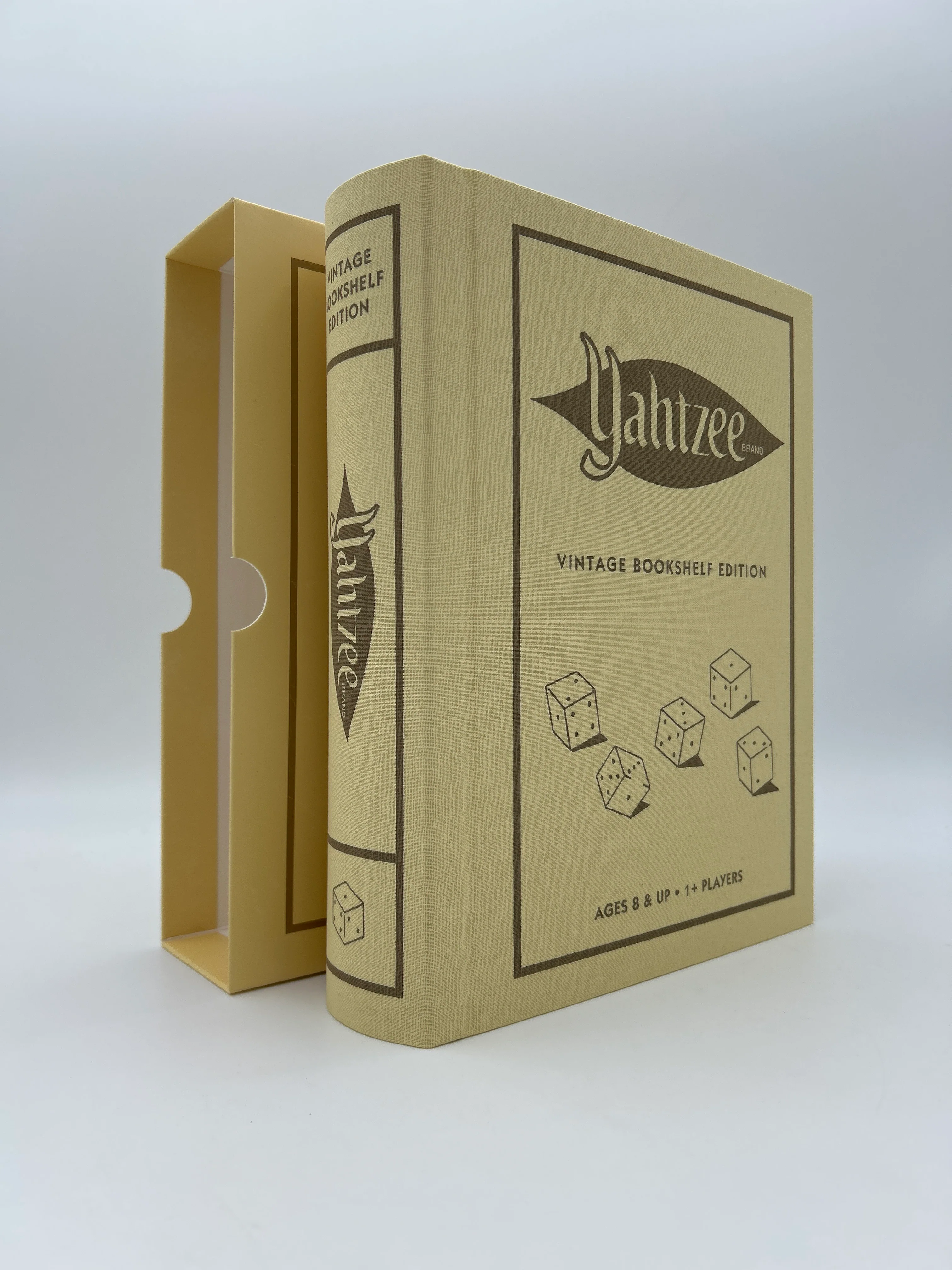 Yahtzee Game Bookshelf Edition - Image 2